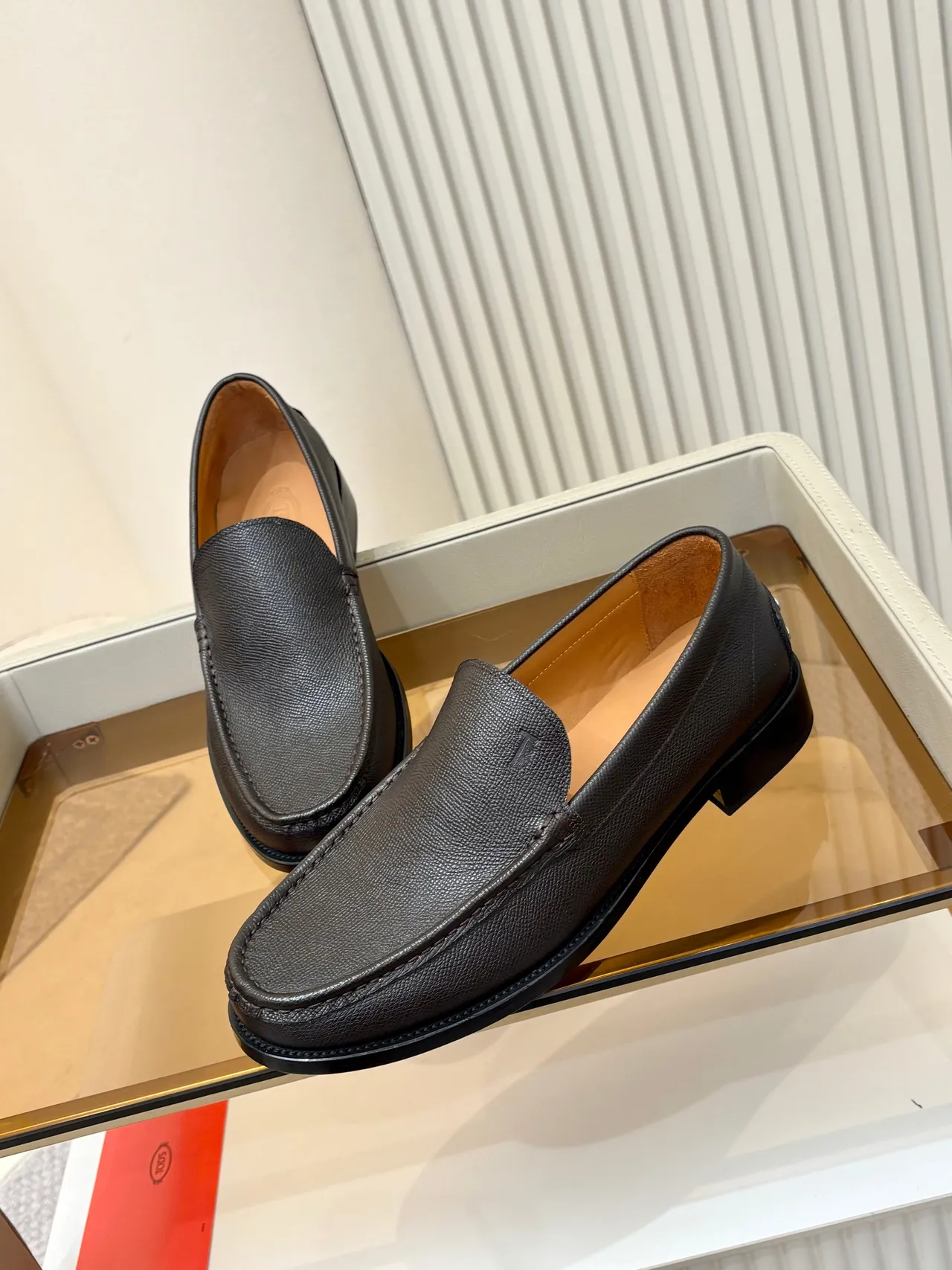 Tod's Brown Beige Textured Grain Leather Moccasin-Stitched Vamp Loafer