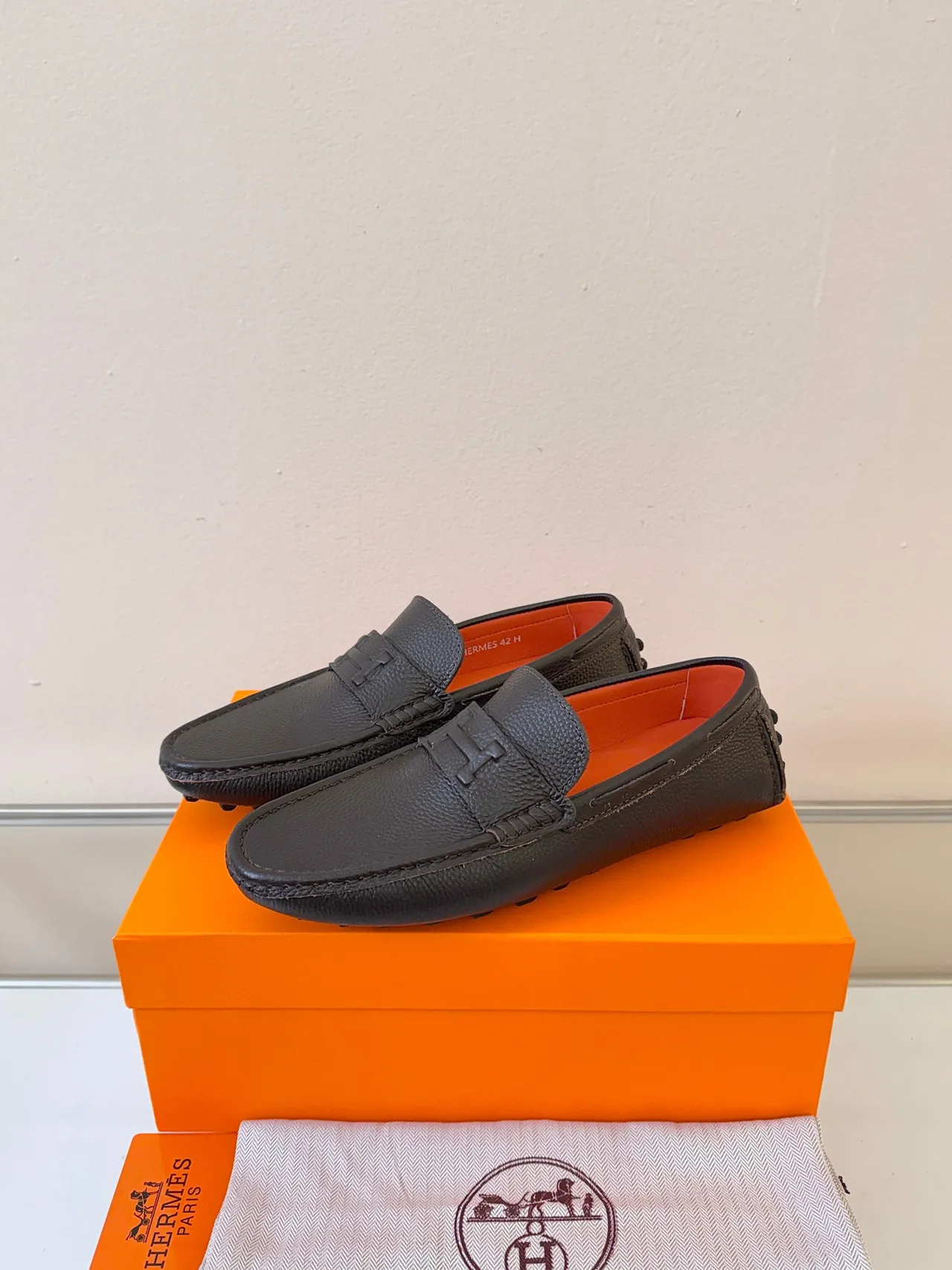 Hermès Oran Brown Orange Pebbled Leather H-Buckle Strap Loafer