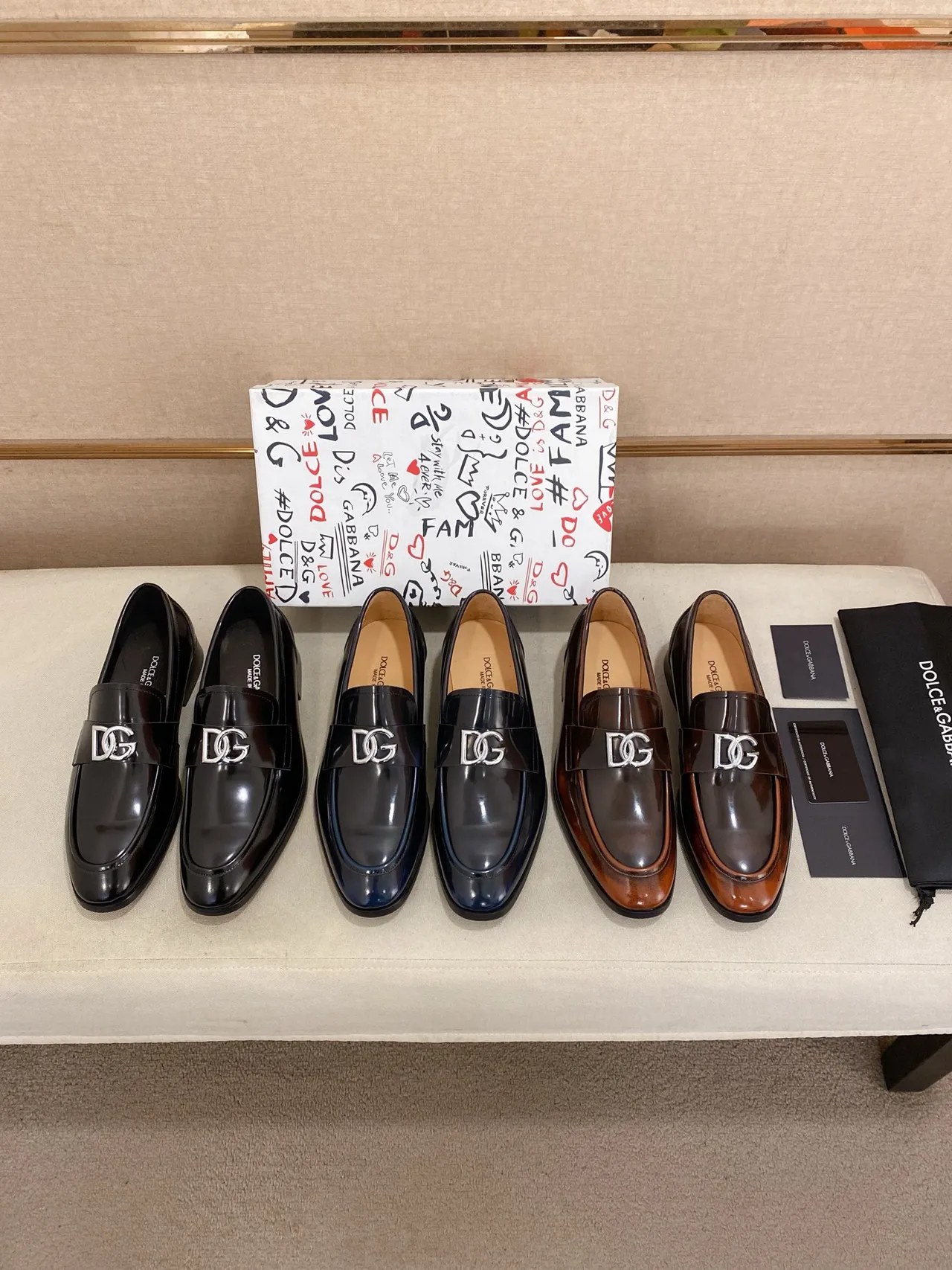 Dolce & Gabbana Black Red Polished Leather Metal DG Buckle Loafer