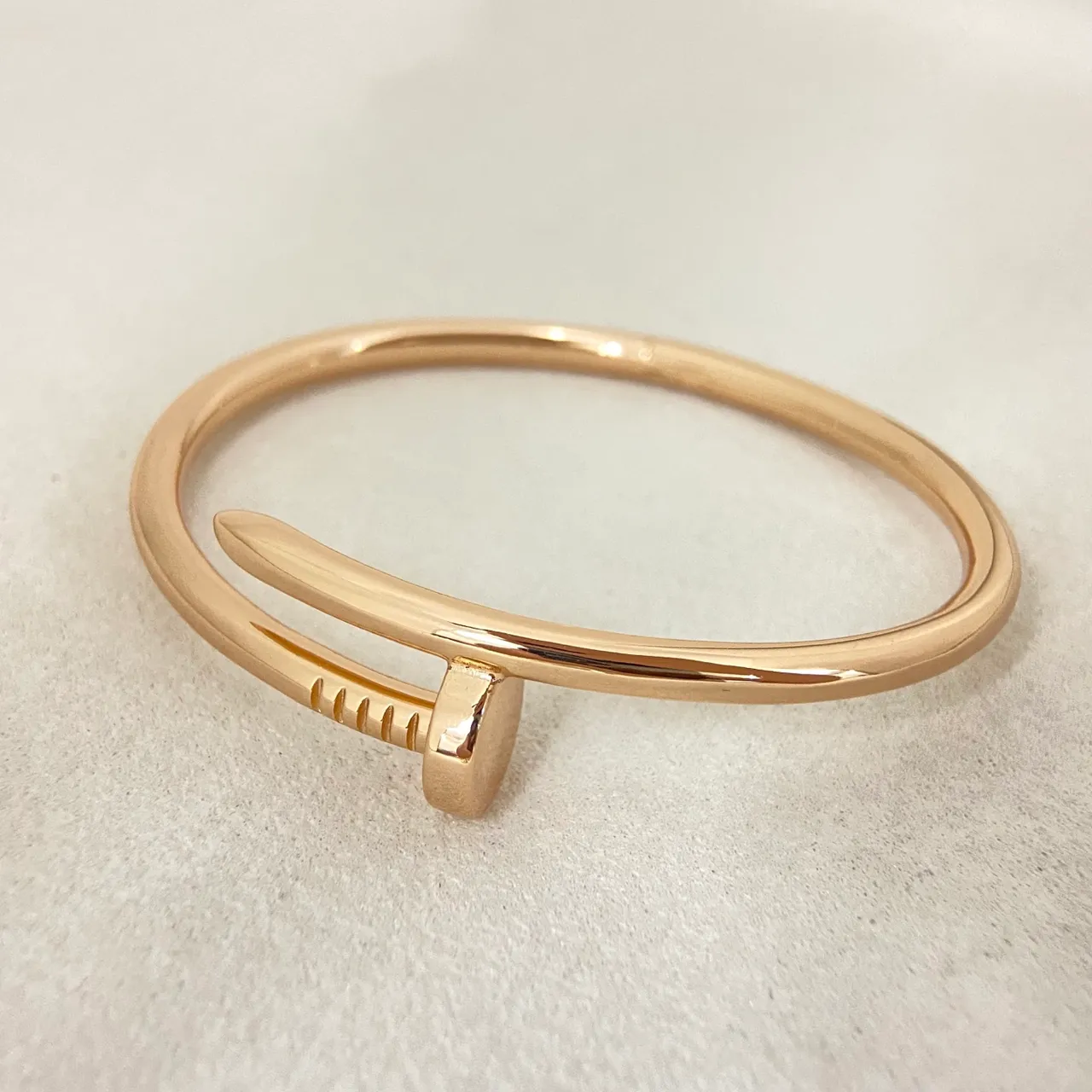 Cartier Juste un Clou Silver Gold Nail-Motif Clasp Smooth Polished Band Bracelet