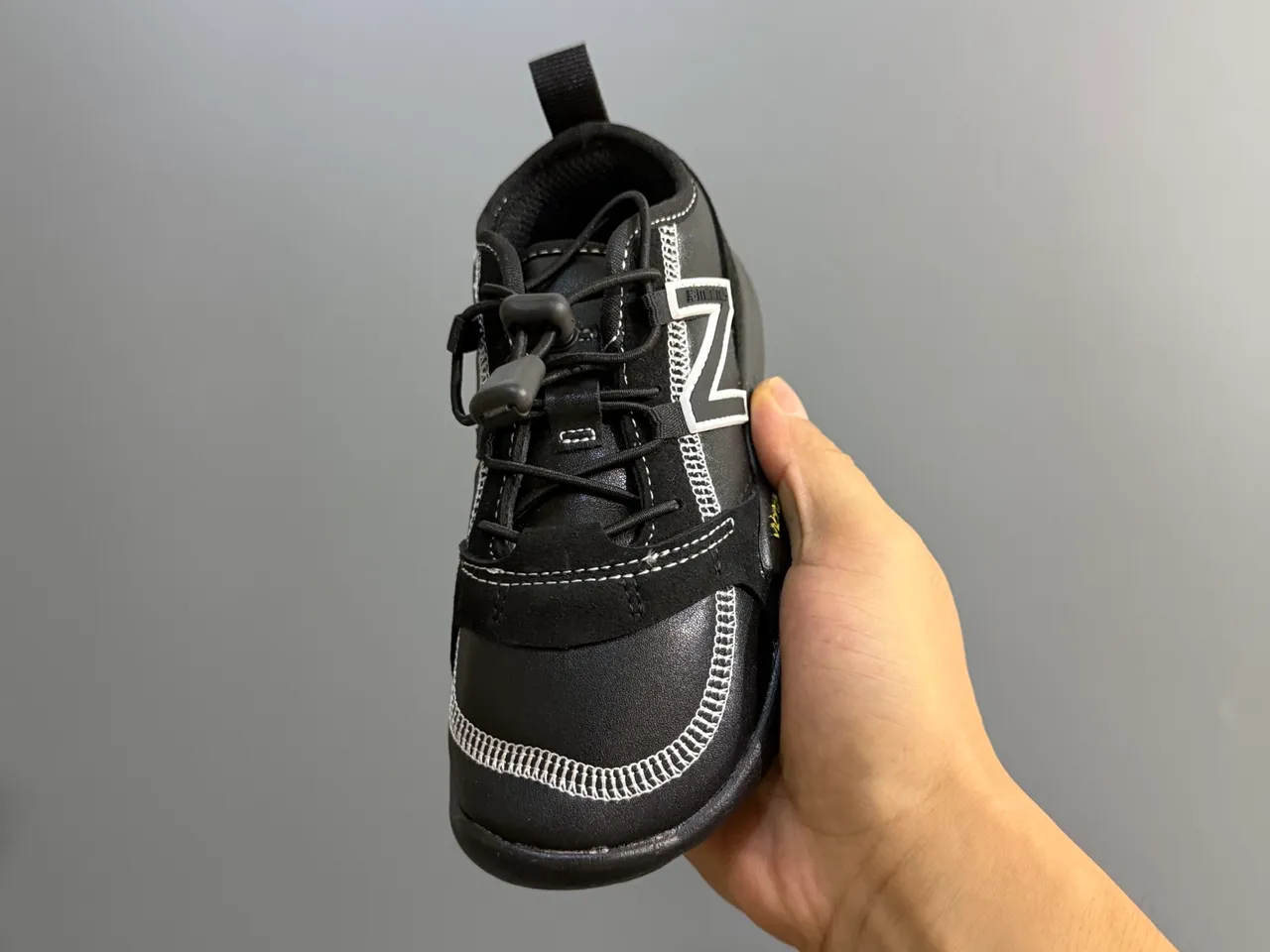 New Balance Silver Black Wide-Fit Vibram Sole Sneakers