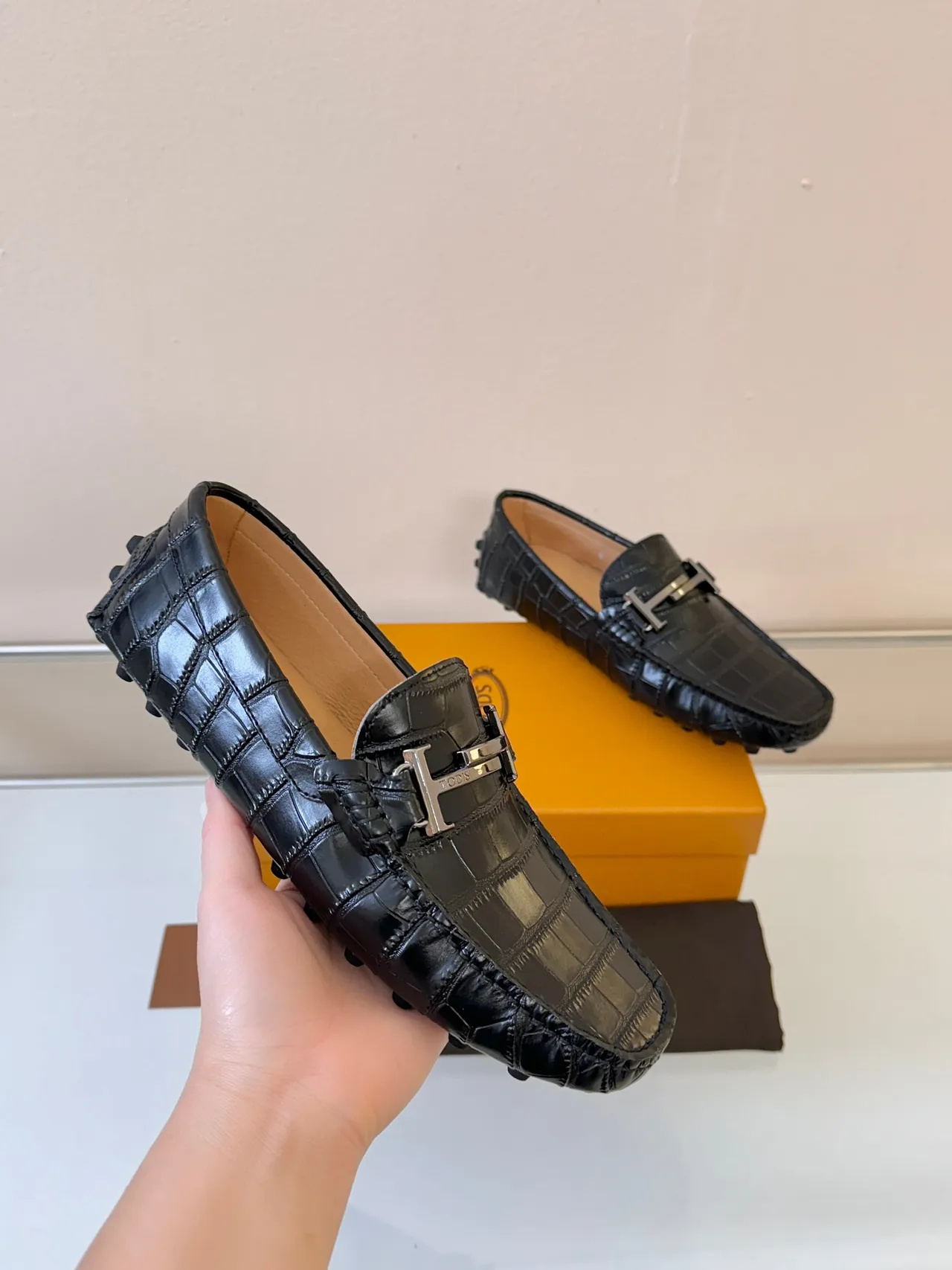 Tod's Gommino Loafer Black Croc-Embossed Leather Loafers