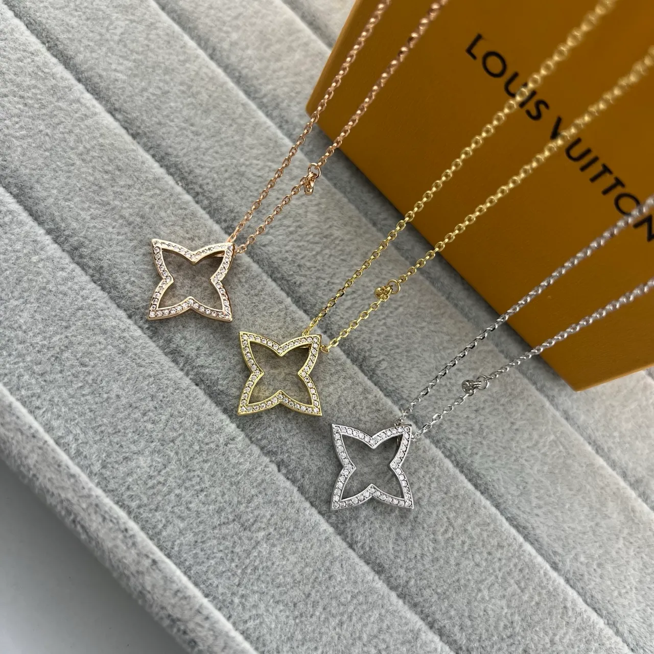 Louis Vuitton Monogram Star Gold Silver Openwork Pendant Pavé-Set Stones Necklace