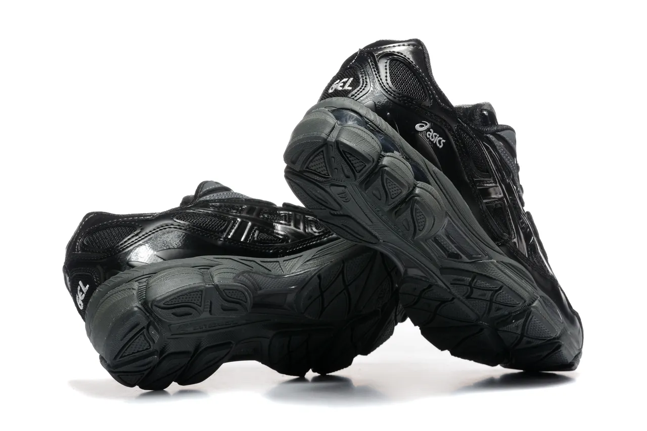 ASICS Black Silver Mesh And Synthetic Upper Sculpted Multi-Density Midsole Running Shoes