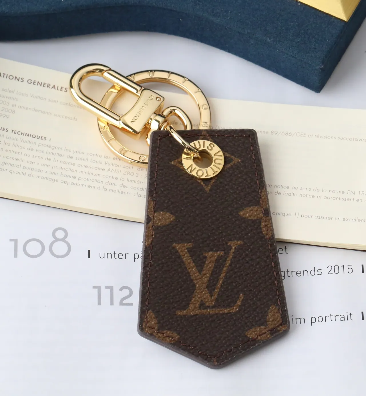 Louis Vuitton Monogram Canvas Key Tag Card Holder