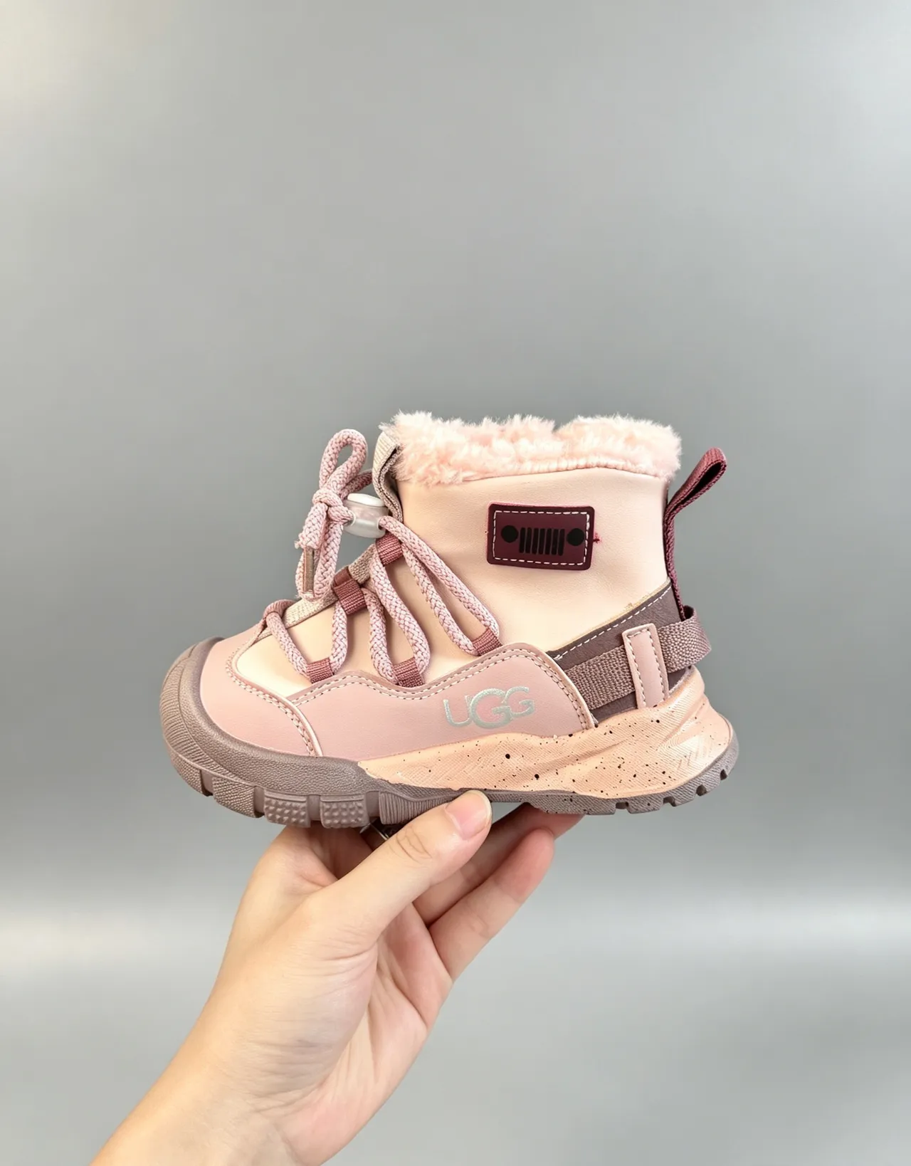 UGG Beige Gray Shearling-Lined Chunky Tread Sole Snow Boots