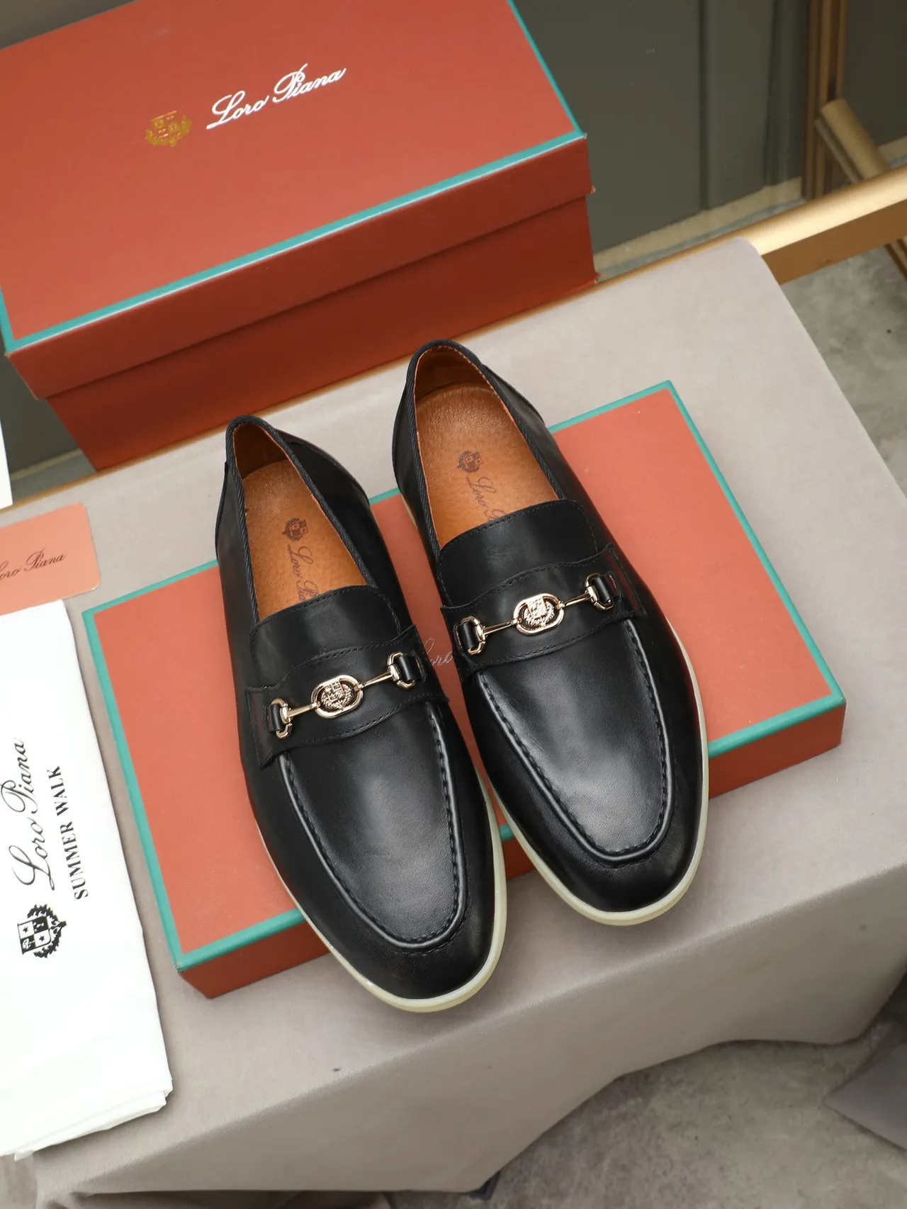 Black Leather Horsebit Buckle Loafer