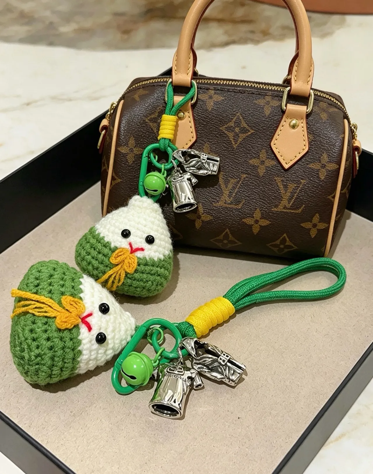 Louis Vuitton Speedy Boston Brown Beige Monogram Canvas Tan Leather Trim Boston Bag