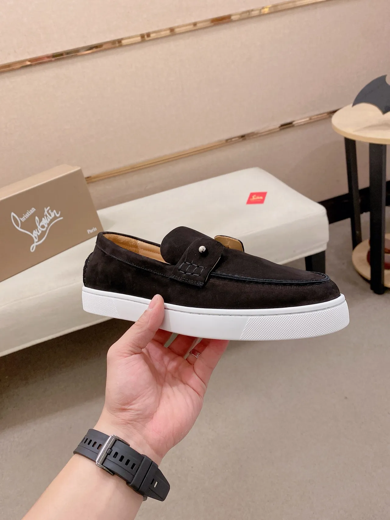 Black White Suede Upper Moc-Toe Construction Loafer