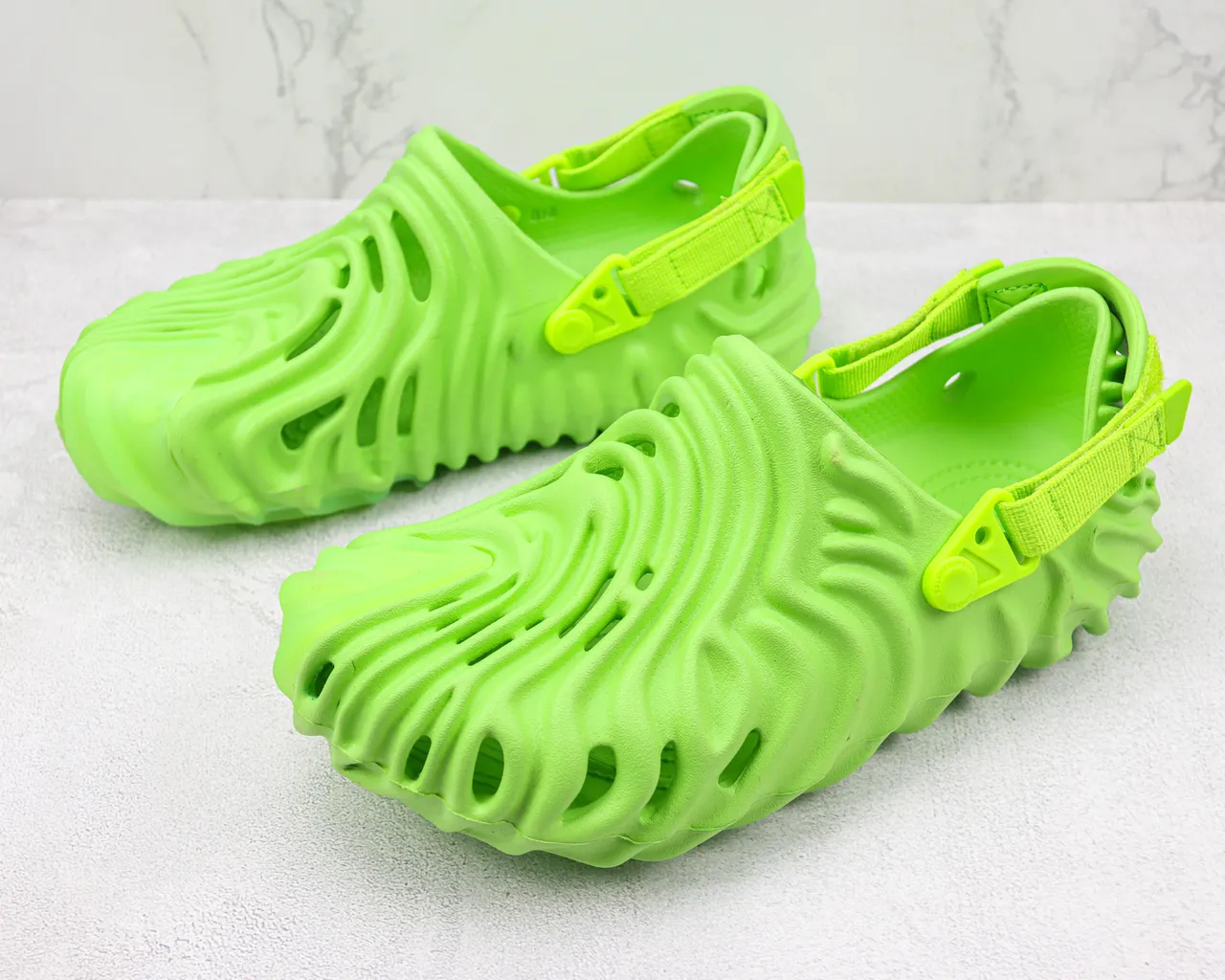 Crocs Echo Clog Neon Lime Green Molded Foam Clog