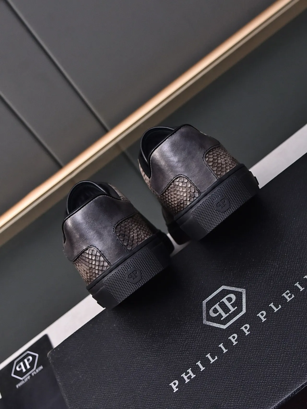 Philipp Plein Snakeskin-Textured Gray and Black Lifestyle Sneakers