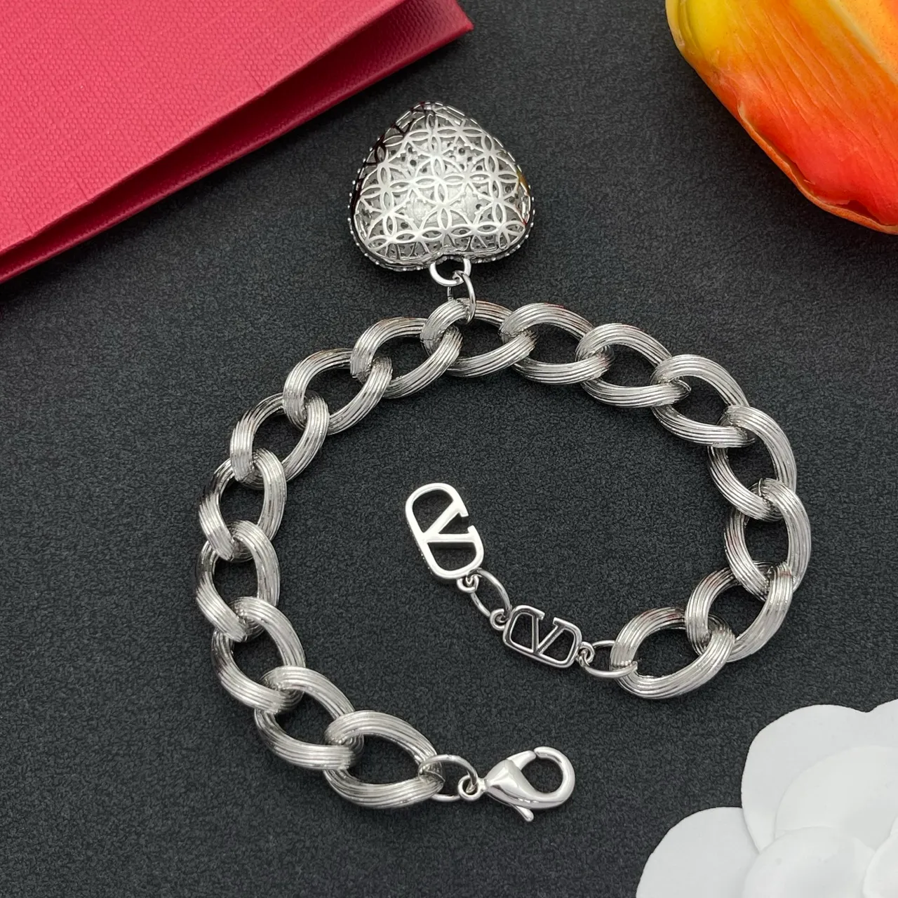 Valentino Silver White Twisted-Link Chain Pavé-Set Heart Pendant Bracelet