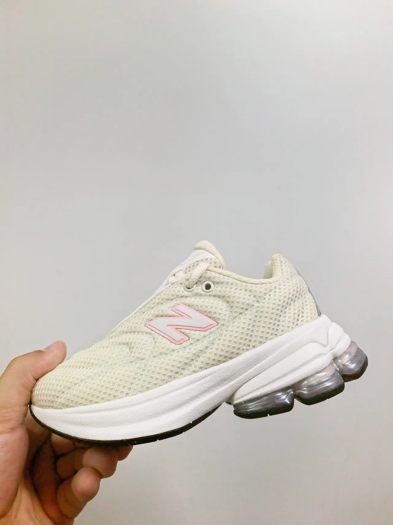 New Balance Beige Pink Mesh Upper Thick Air-Pod Midsole Chunky Sneakers