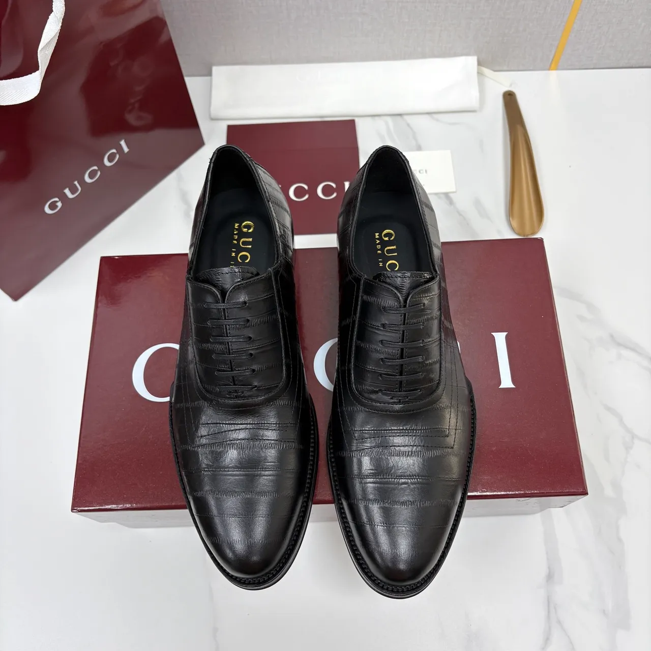 Gucci Black Croc-Embossed Derby Shoes
