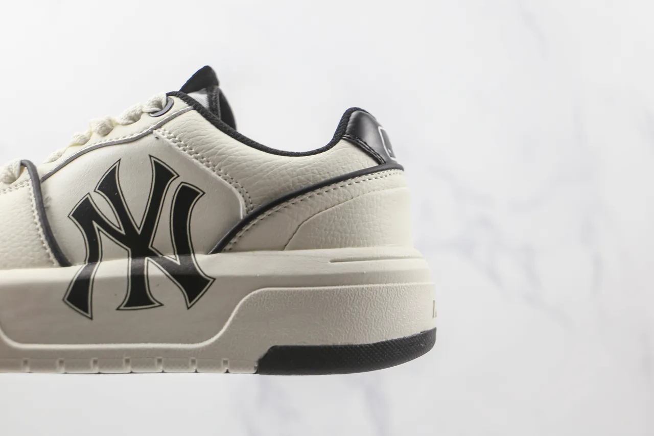 New Era NY Yankees Logo Platform Lifestyle Sneakers