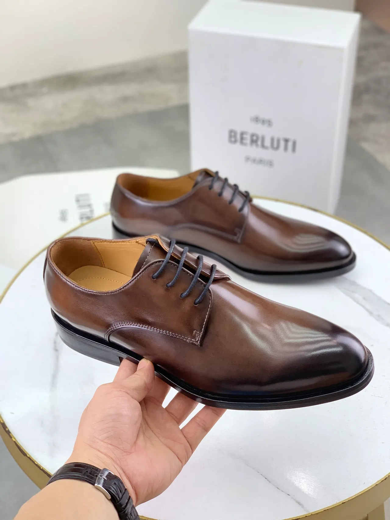 BERLUTI Brown Black Polished Leather Cap Toe Oxford Shoes