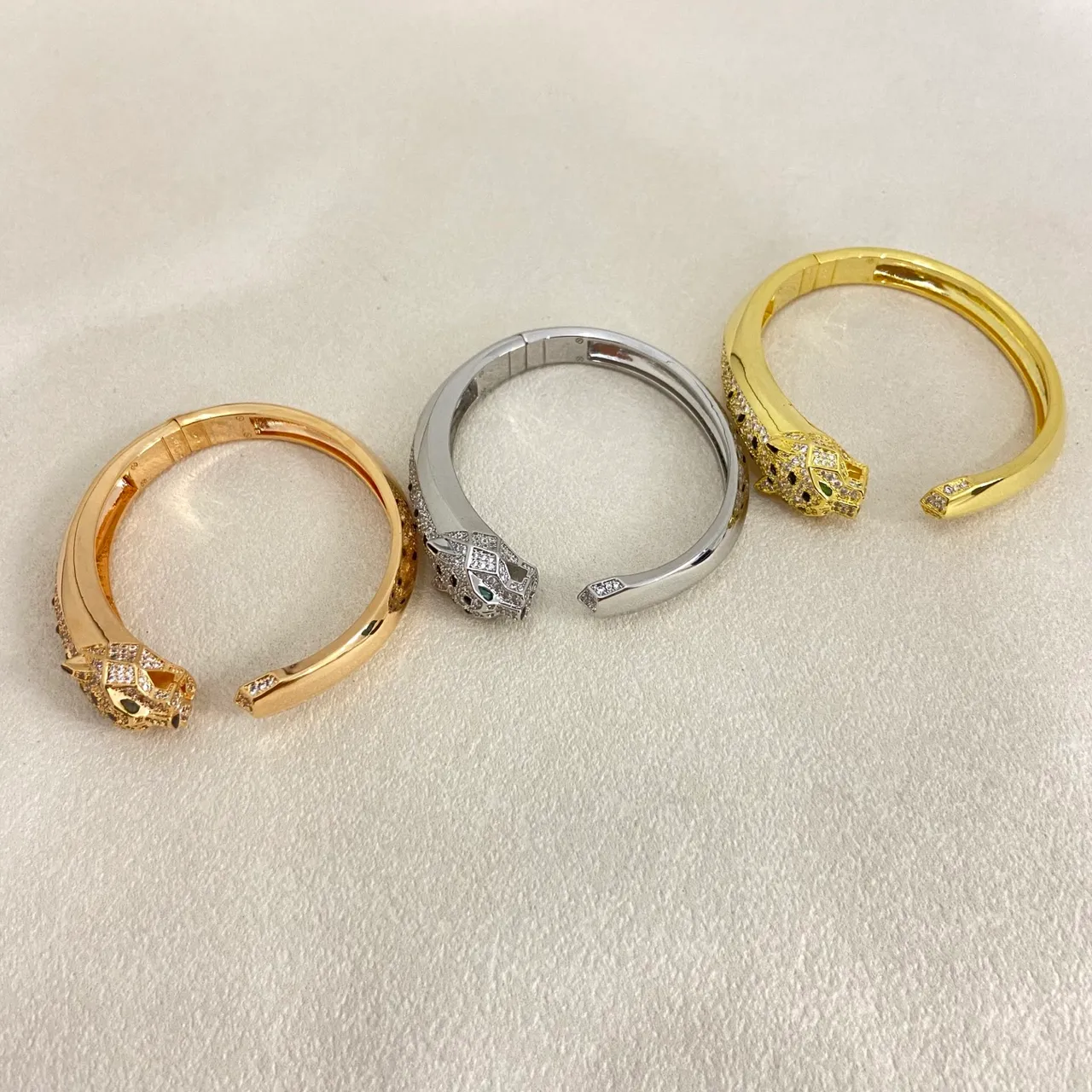 Cartier Panthère Panther Head Pavé-Set Open-Cuff Bracelet