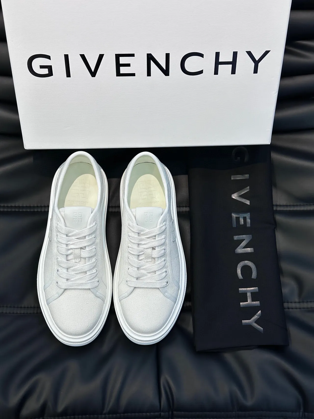 Givenchy White Minimalist Low-Top Lifestyle Sneakers