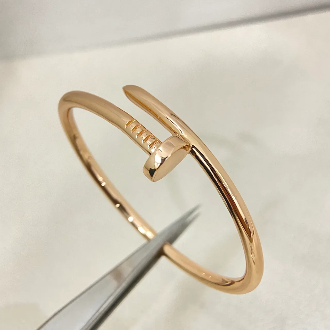 Cartier Juste un Clou Silver Gold Nail-Motif Clasp Smooth Polished Band Bracelet