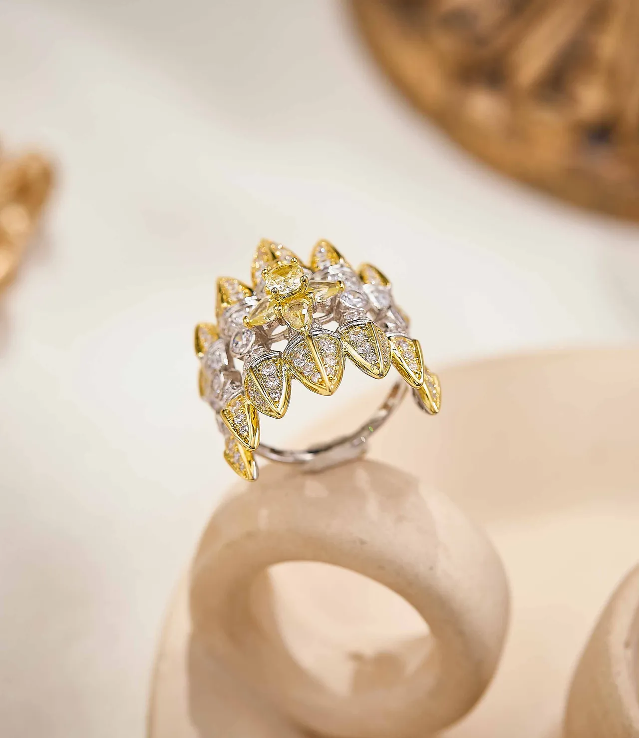 Gold Silver Spiked Motif Two-Tone Metal Ring