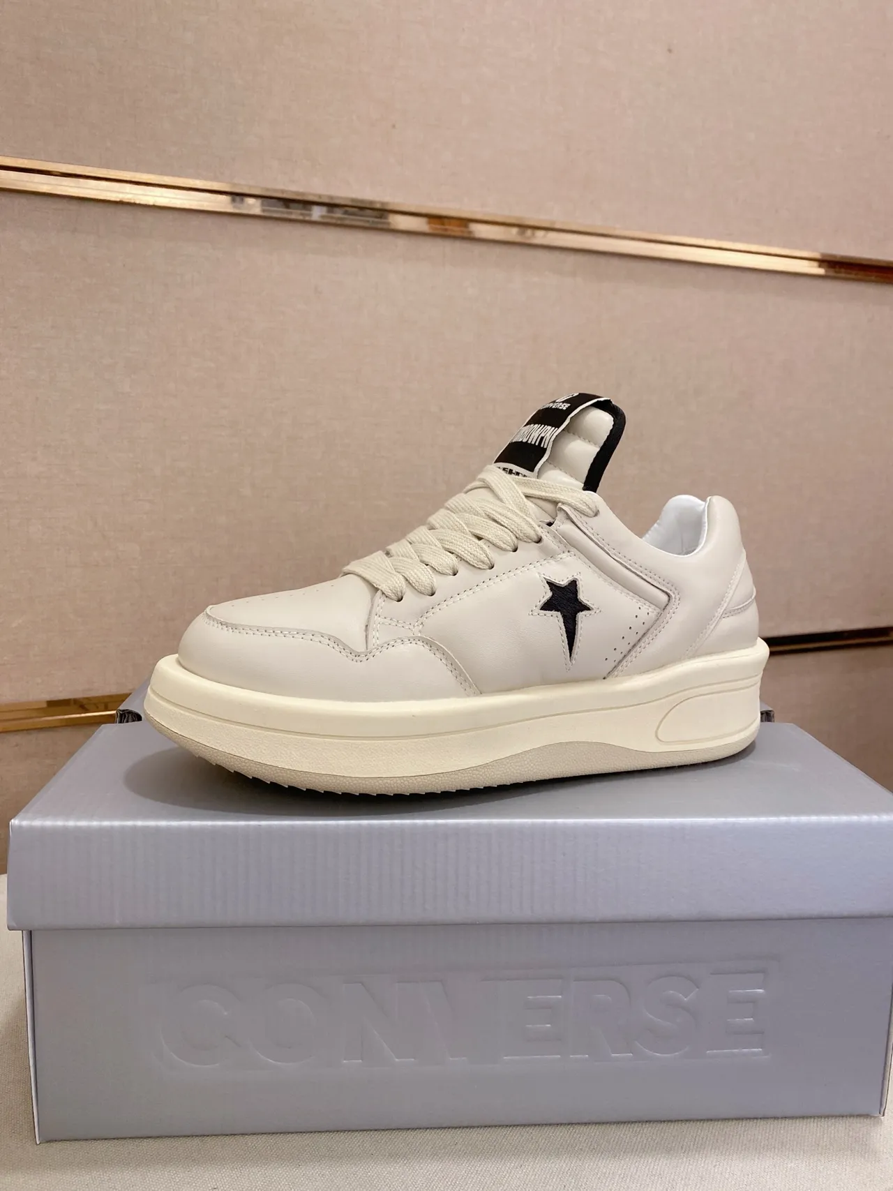 Converse One Star Platform Off-White Lifestyle Sneakers