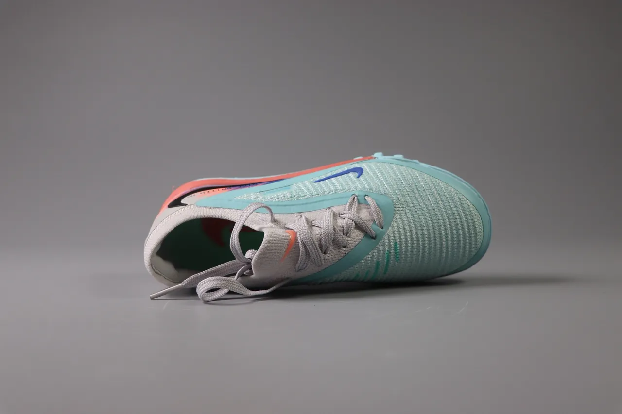 Nike Pink Green Low-Cut Synthetic Overlay Cage Artificial-Grass Soccer Shoes