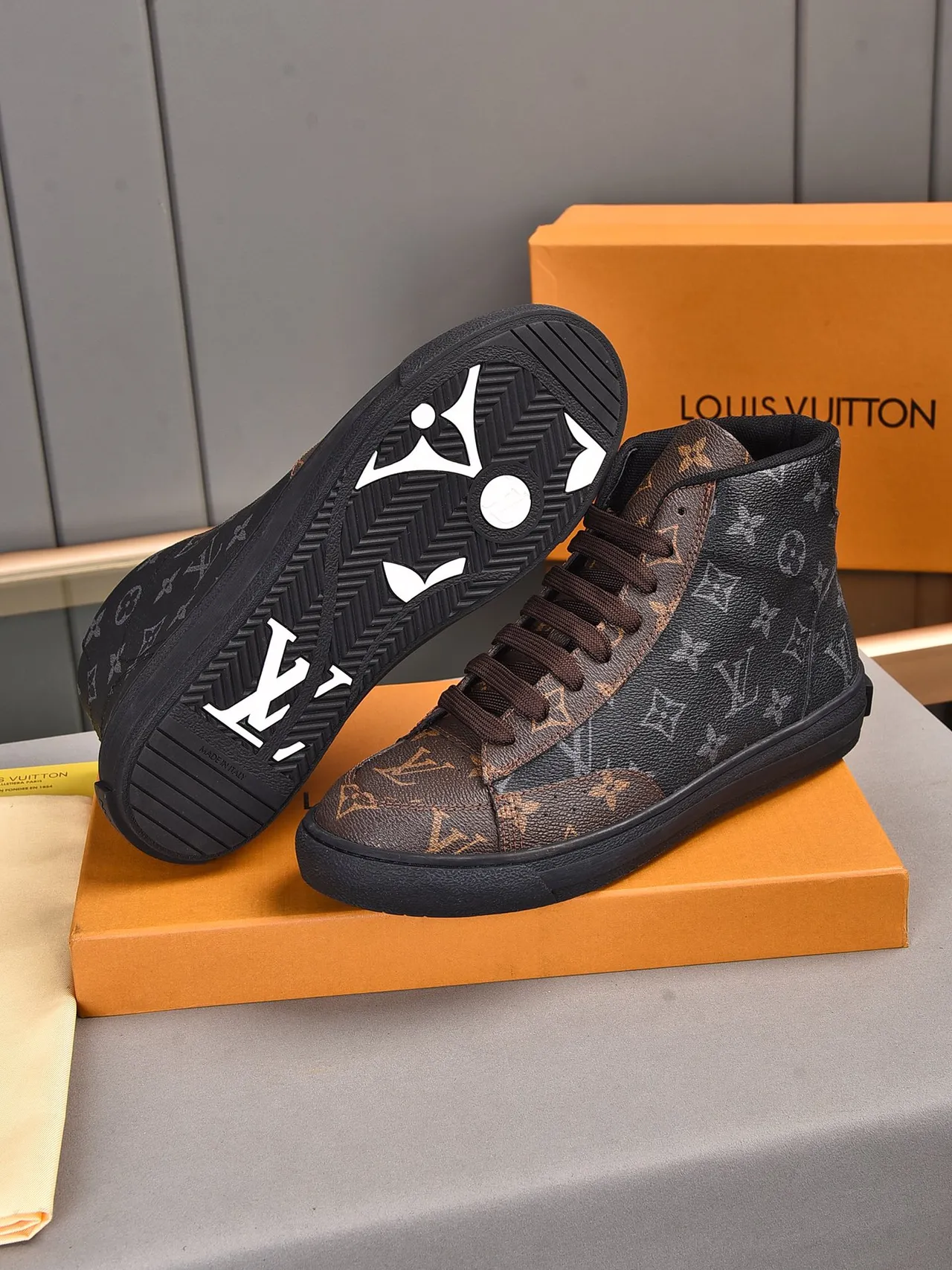 Louis Vuitton Black Brown High-Top Monogram Canvas Lifestyle Sneakers