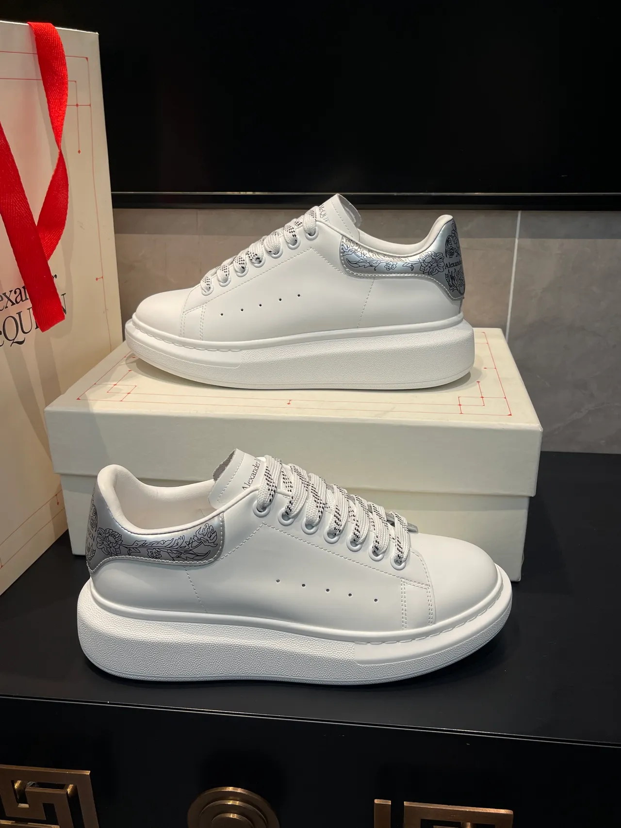Alexander McQueen Oversized Sneaker White Silver Platform Sole Smooth Leather Upper Lifestyle Sneakers
