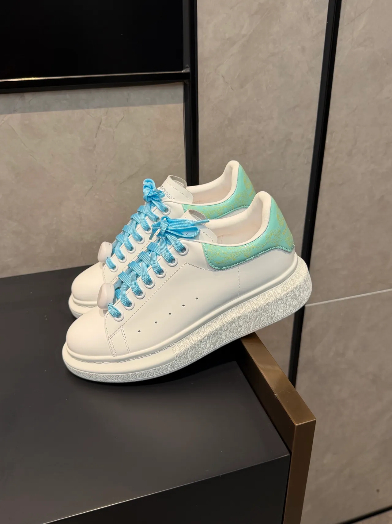 Alexander McQueen Oversized Sneaker White Green Platform Sole Perforated Toe Lifestyle Sneakers