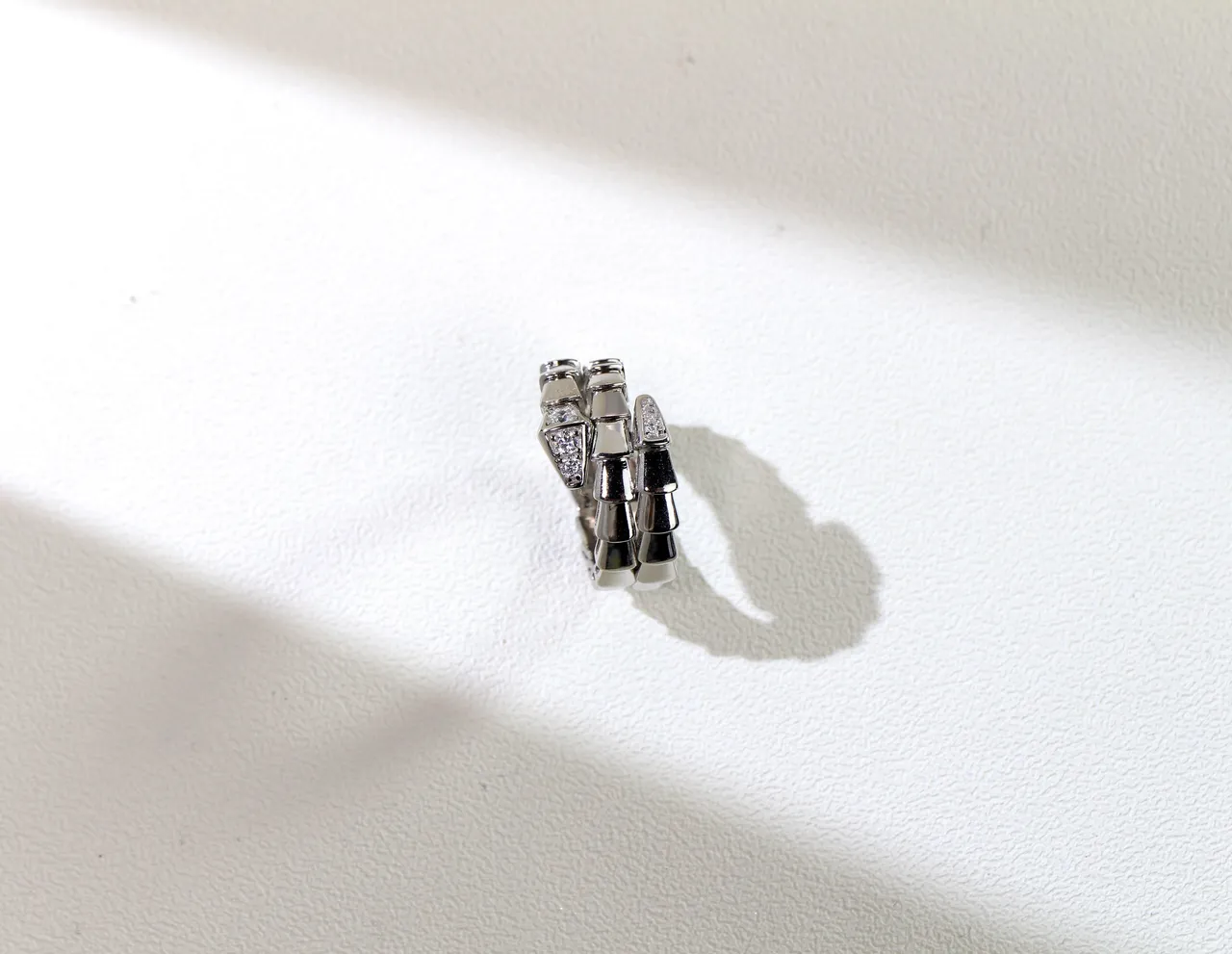 Bvlgari Serpenti Coiled Scale Motif Diamond Ring