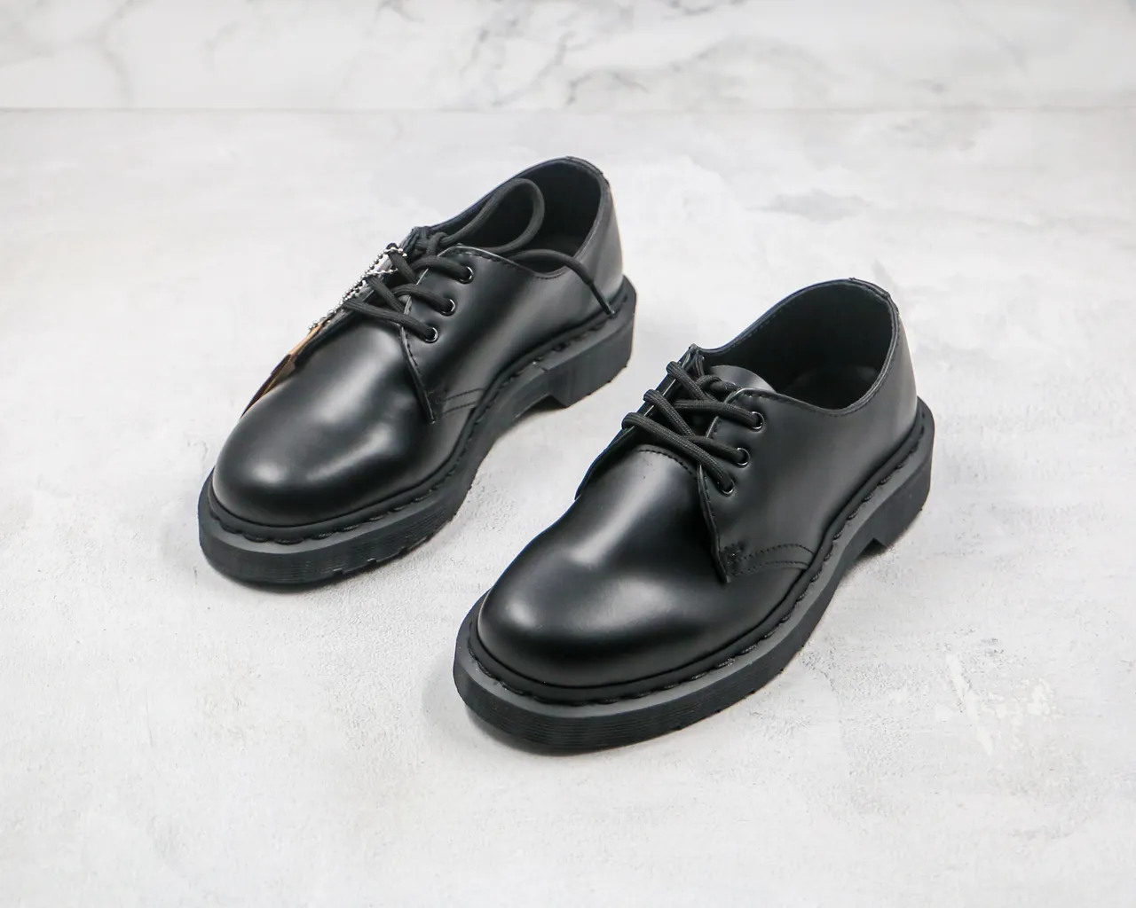 Dr. Martens 1461 Black Smooth Leather 3-Eyelet Closed Lacing Oxford Shoes