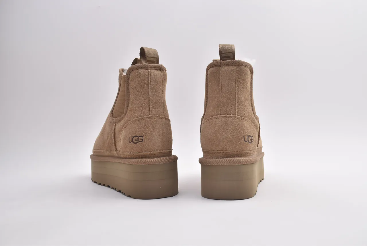UGG Tasman Platform Suede Chelsea Boot