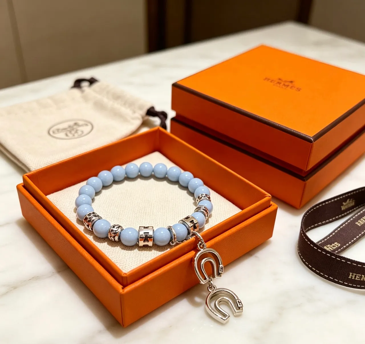 Gucci Beaded Light Blue Stone and Silver-Tone Horseshoe Charm Bracelet