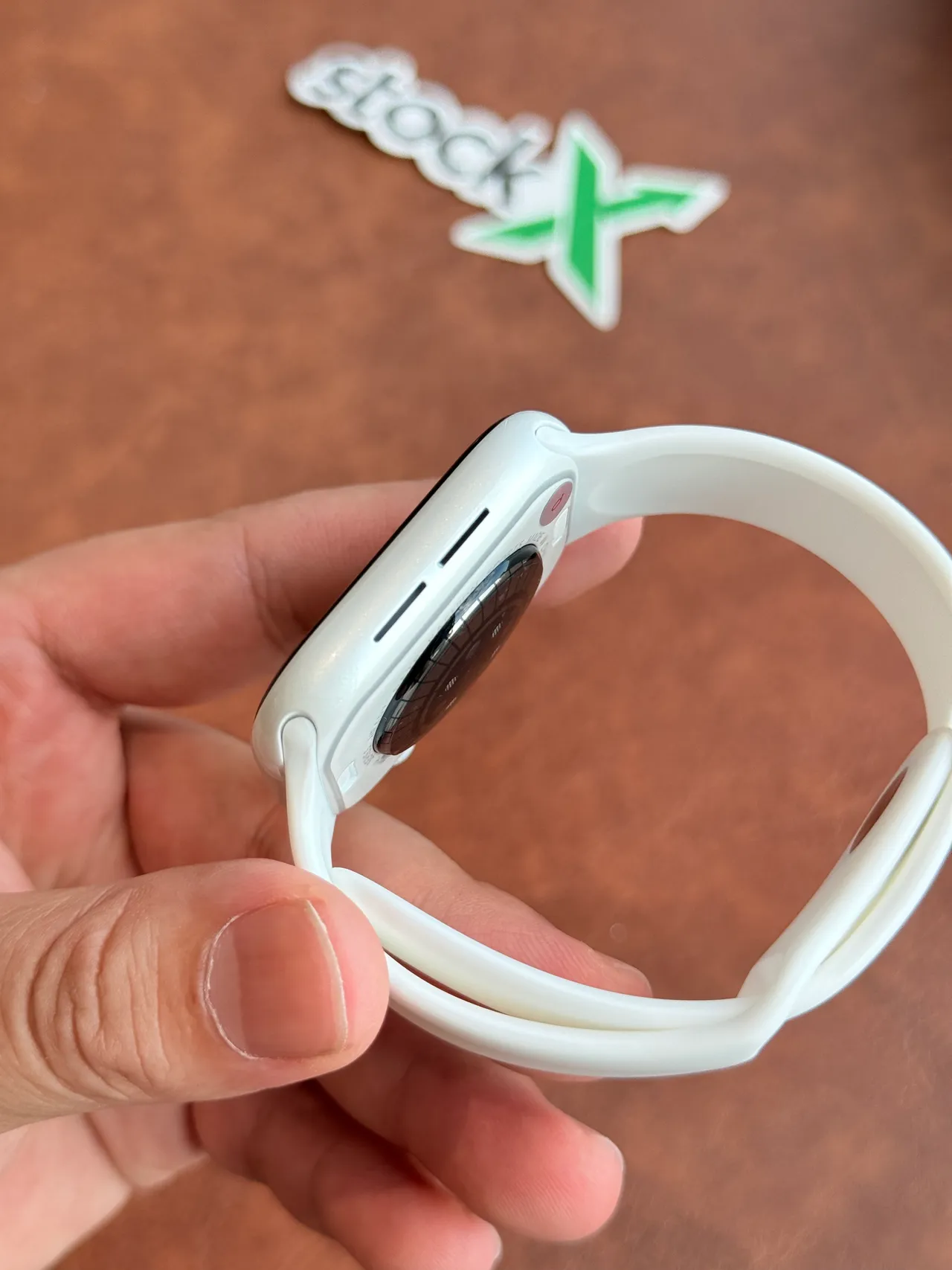 Apple White Black Square-Faced Silicone Band Sports Watch