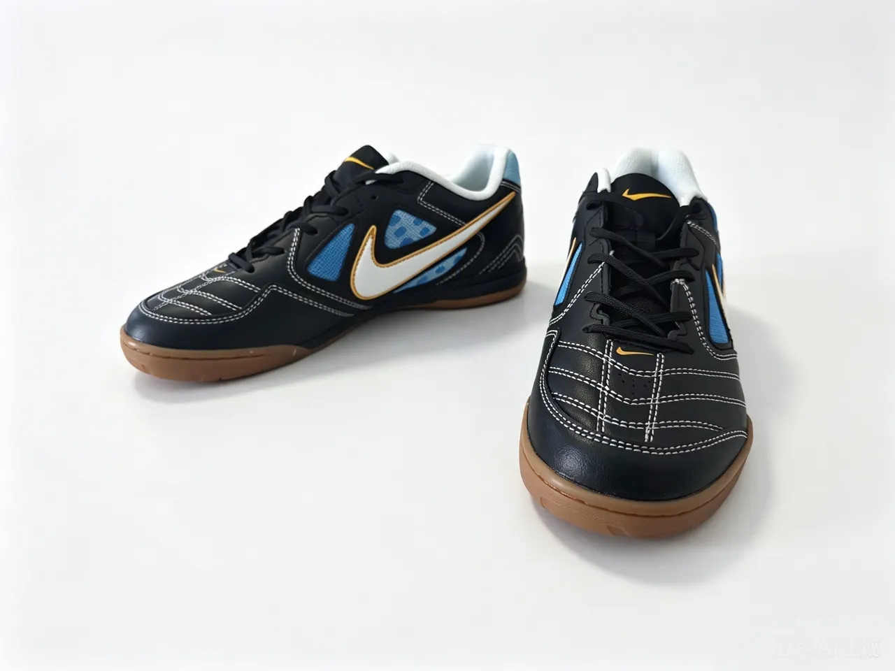 Nike Black Blue Low-Top Gum Rubber Outsole Indoor Soccer Shoes