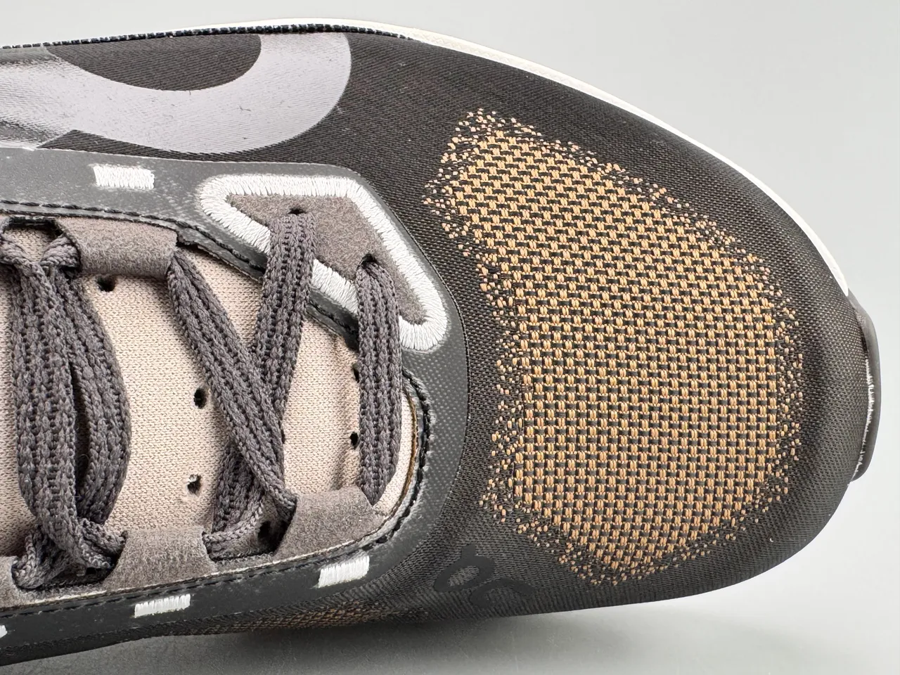 PLEASURES Black and White Lifestyle Sneakers