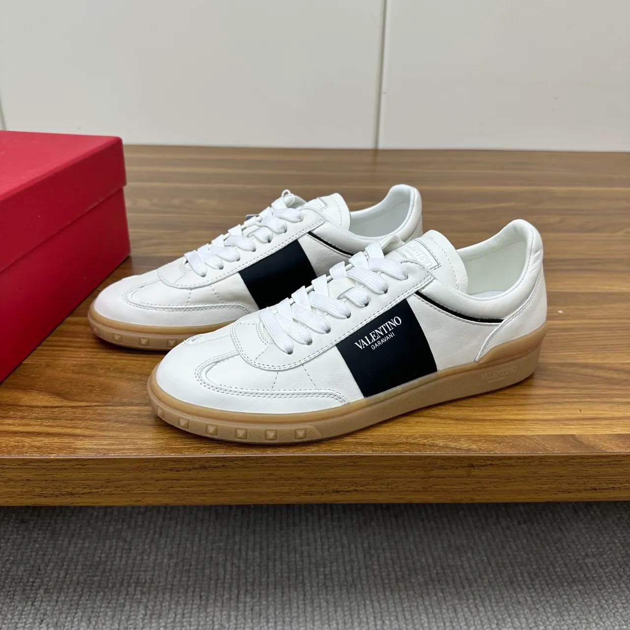 Valentino White Black Leather Upper Gum Rubber Sole Lifestyle Sneakers