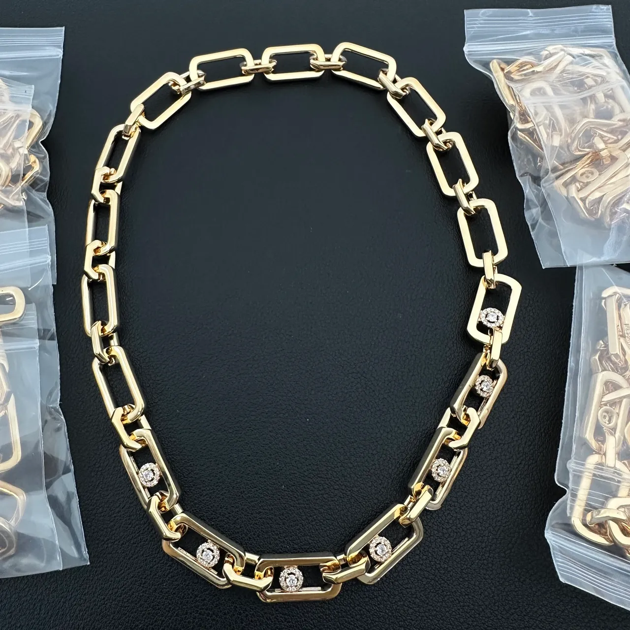 Gold Silver Chain Circular Halo Pendant Necklace