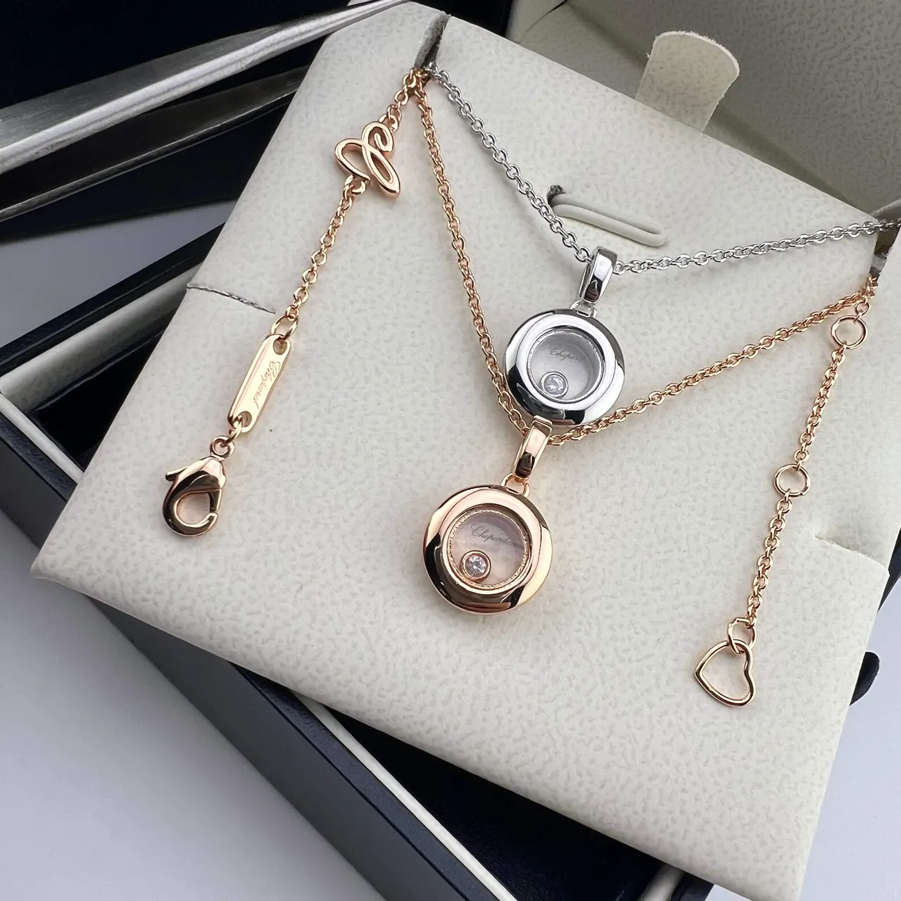 Chopard Happy Diamonds Gold Silver Rotating Disc Pendant Single Loose Diamond Necklace