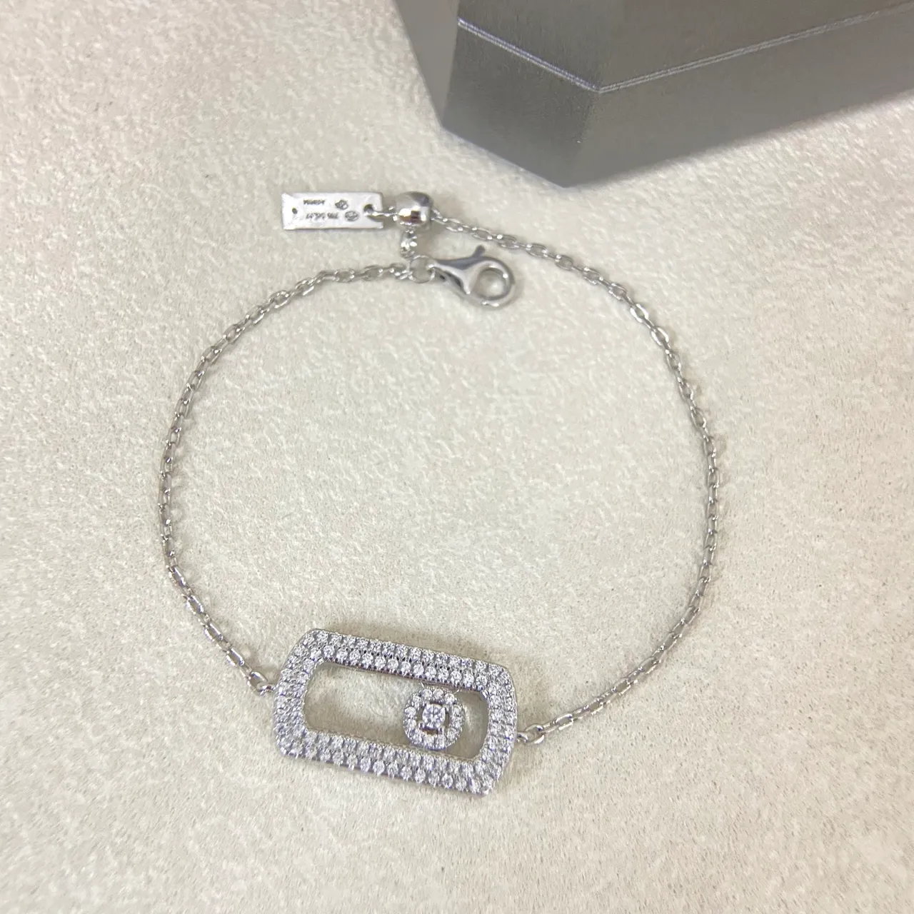 Gold Silver Pavé-Set Rectangular Open-Frame Pendant Rotating Central Stone Motif Jewelry