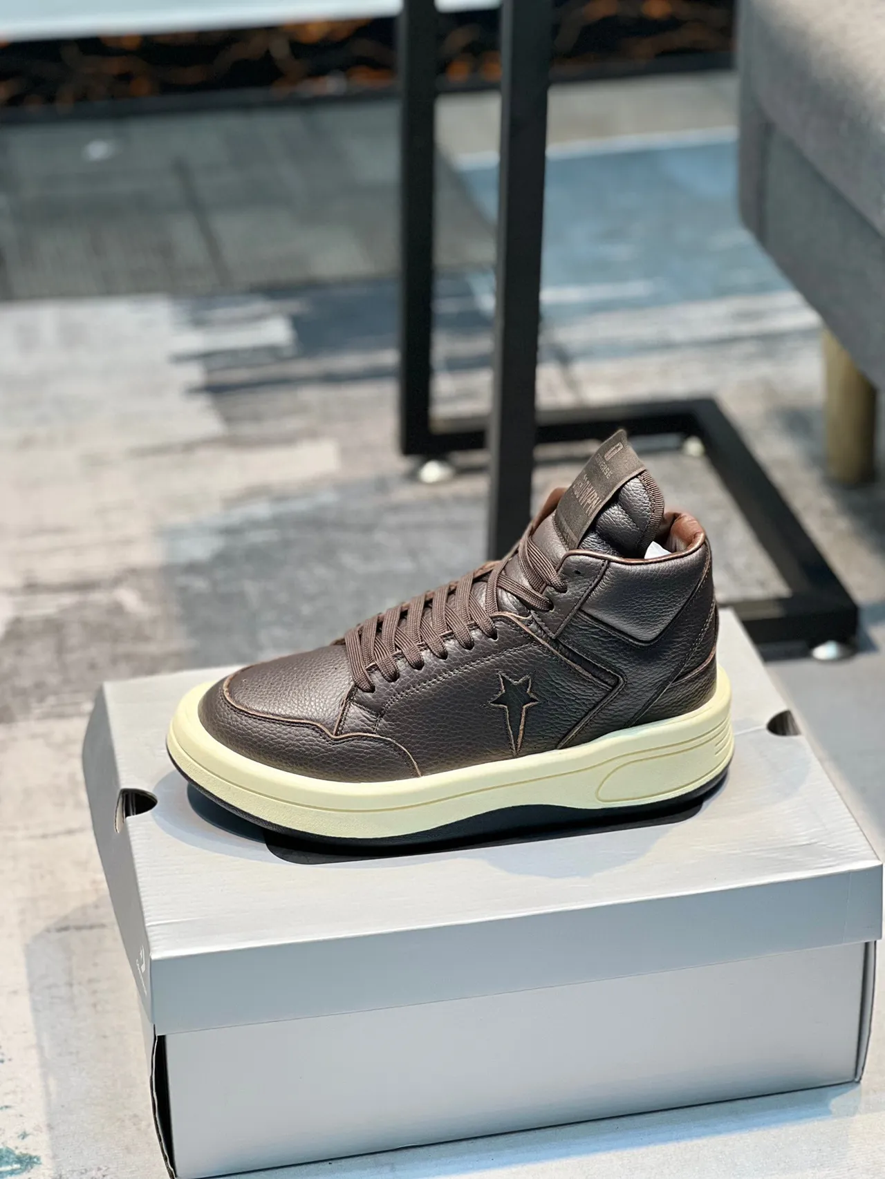 Converse Brown Beige High-Top Pebbled Leather Lifestyle Sneakers