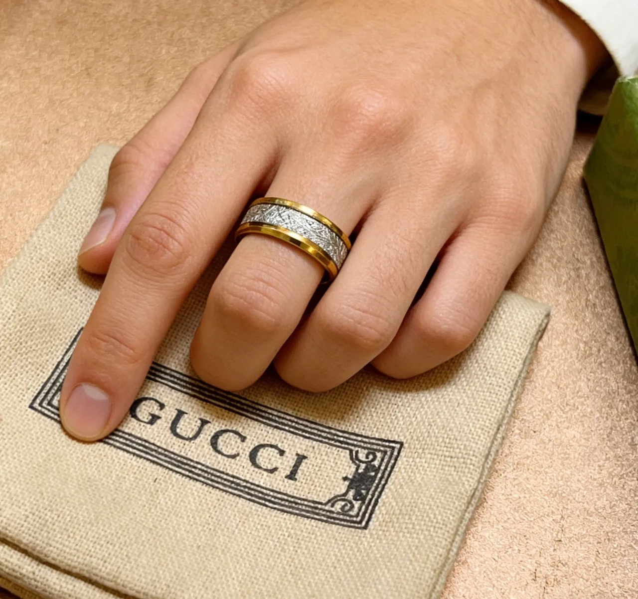 Gucci Wide Band Dual-Tone Textured Ring