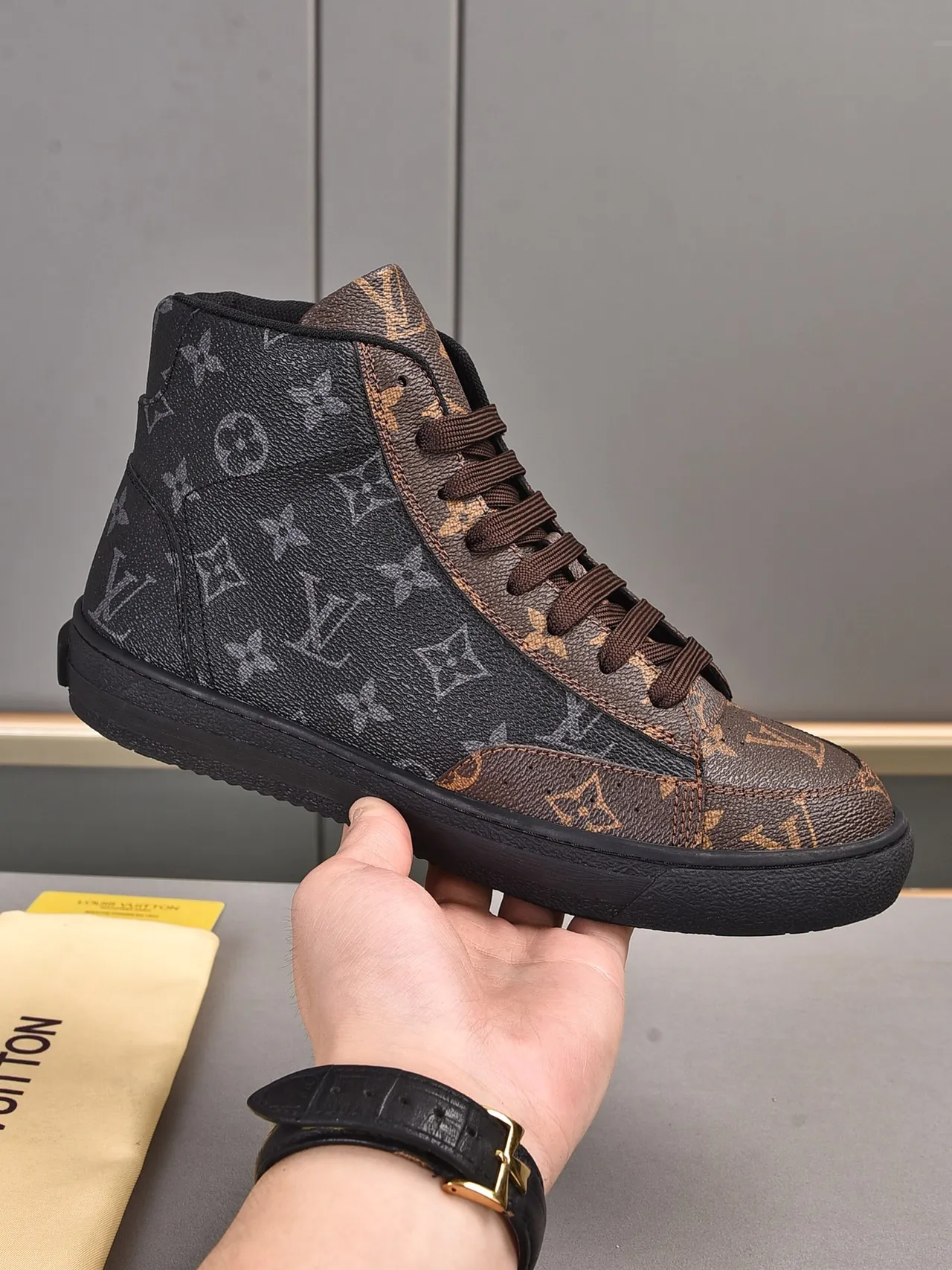 Louis Vuitton Black Brown High-Top Monogram Canvas Lifestyle Sneakers