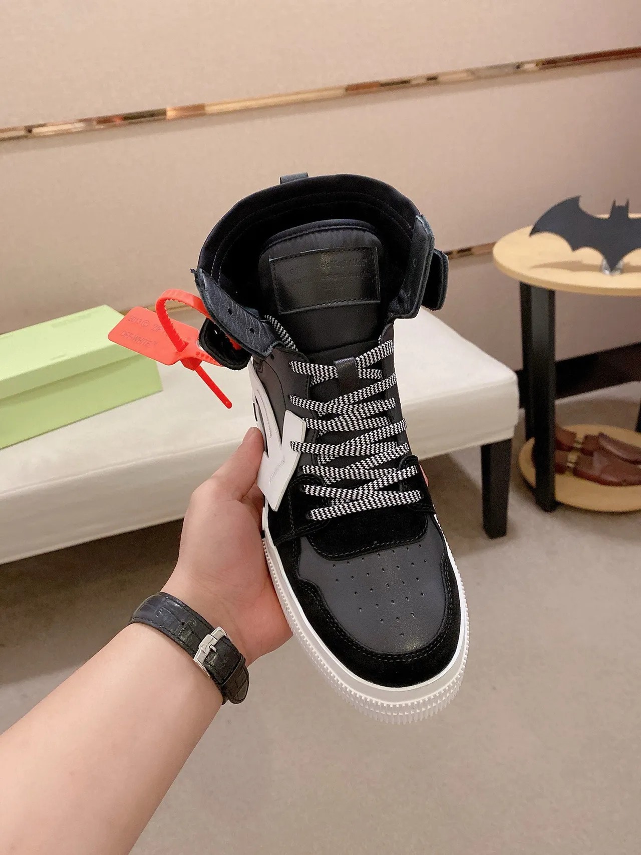 Off-White Arrow High-Top Black and White Lifestyle Sneakers