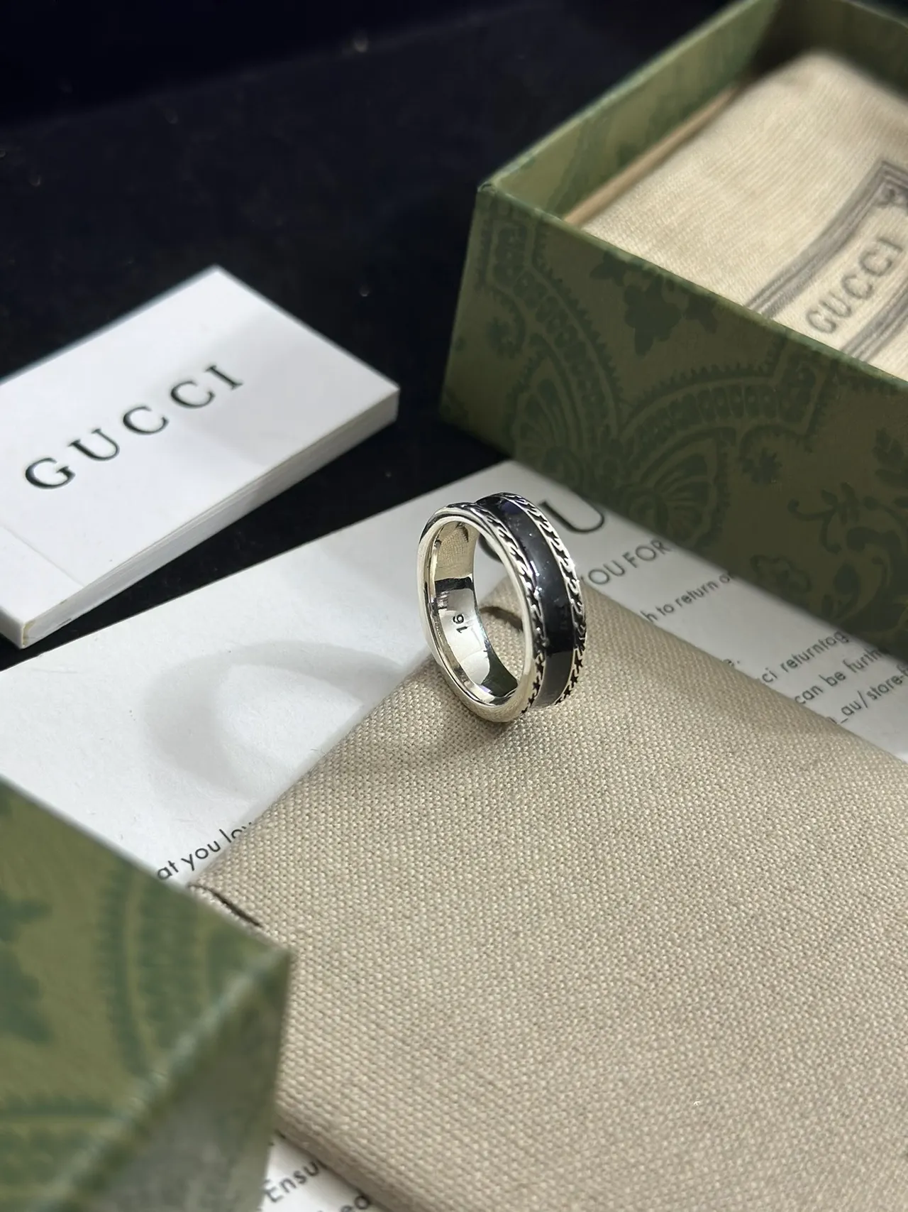 Gucci Interlocking Double G Black Enamel Ring