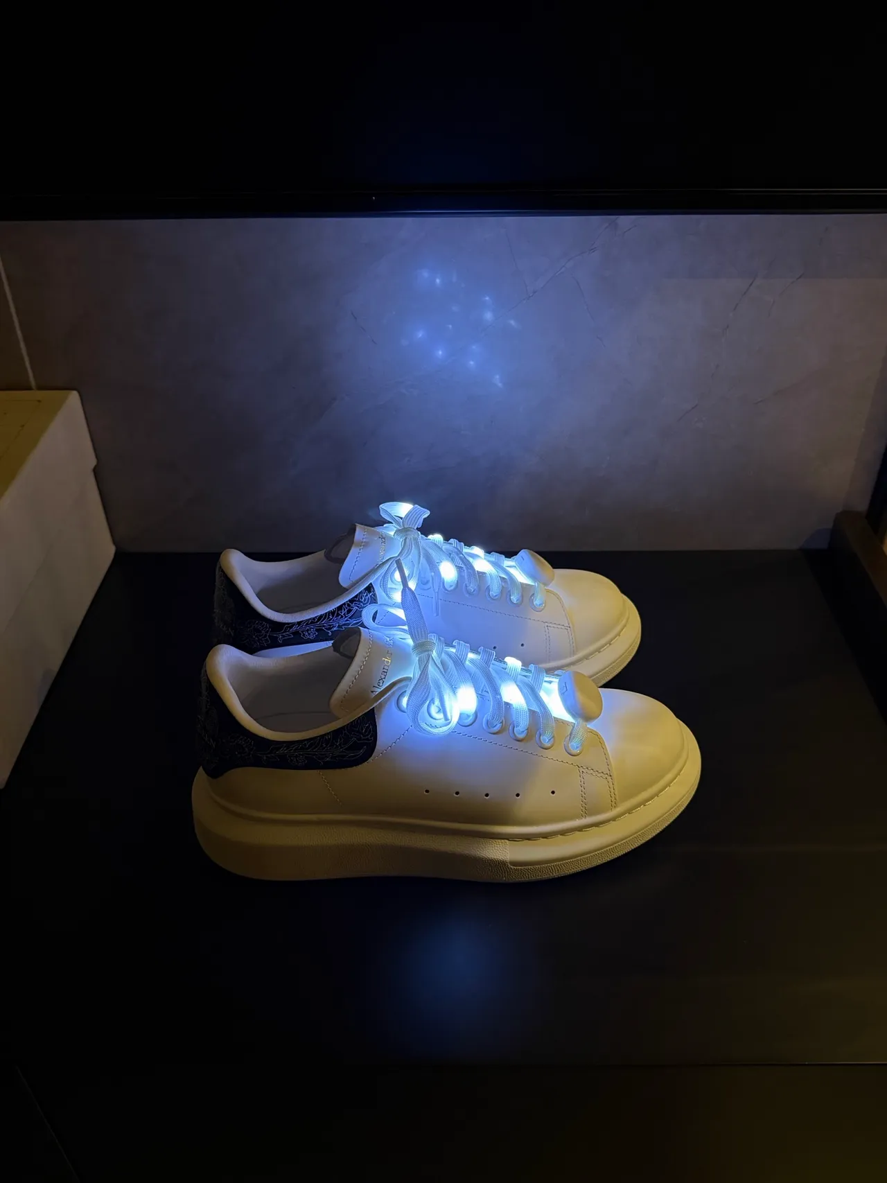 Alexander McQueen Oversized Sneaker White Black Platform Sole Floral-Embroidered Heel Tab Lifestyle Sneakers