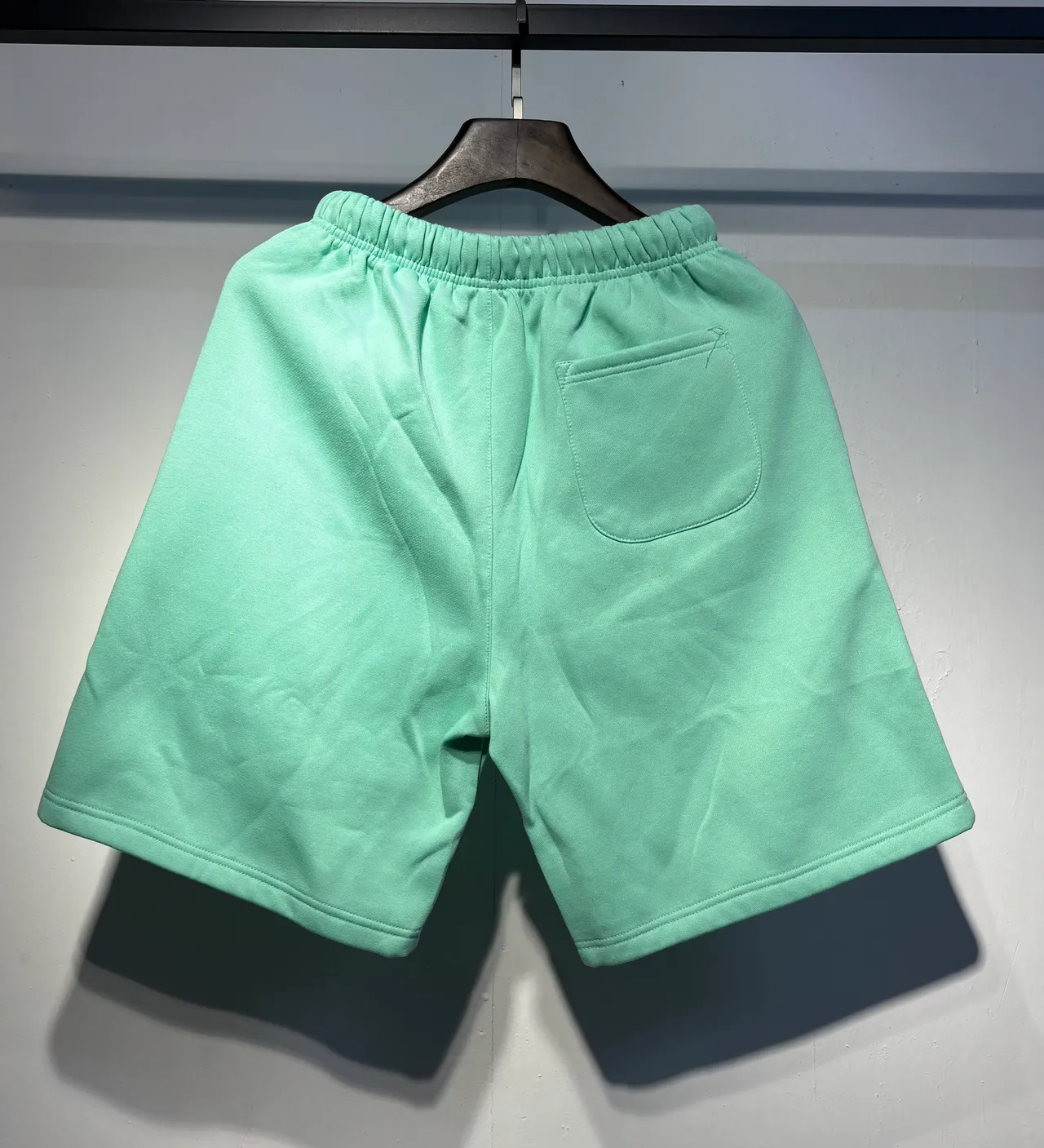 Amiri Script Logo Gradient Dot Shorts