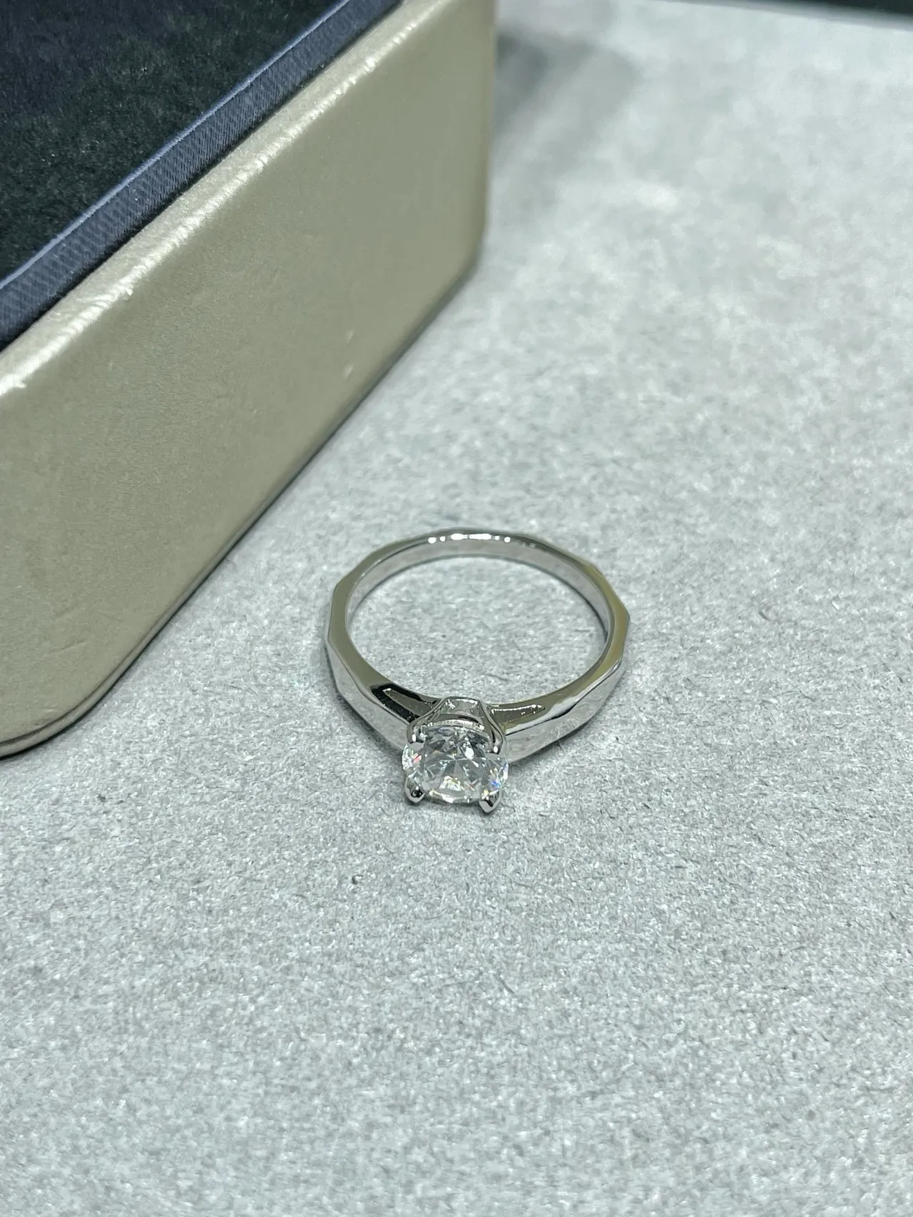 Silver Solitaire Round Brilliant-Cut Ring