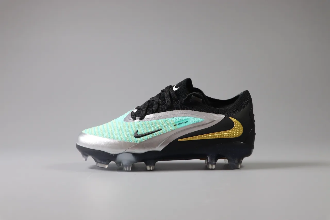 Nike Pink Green Low-Cut Synthetic Overlay Cage Artificial-Grass Soccer Shoes