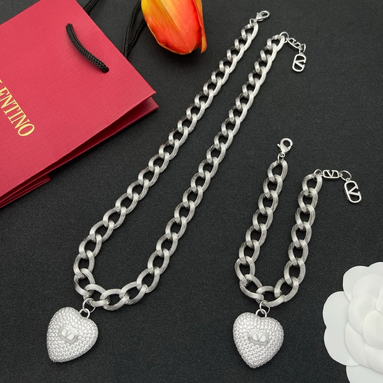 Valentino Silver White Twisted-Link Chain Pavé-Set Heart Pendant Bracelet